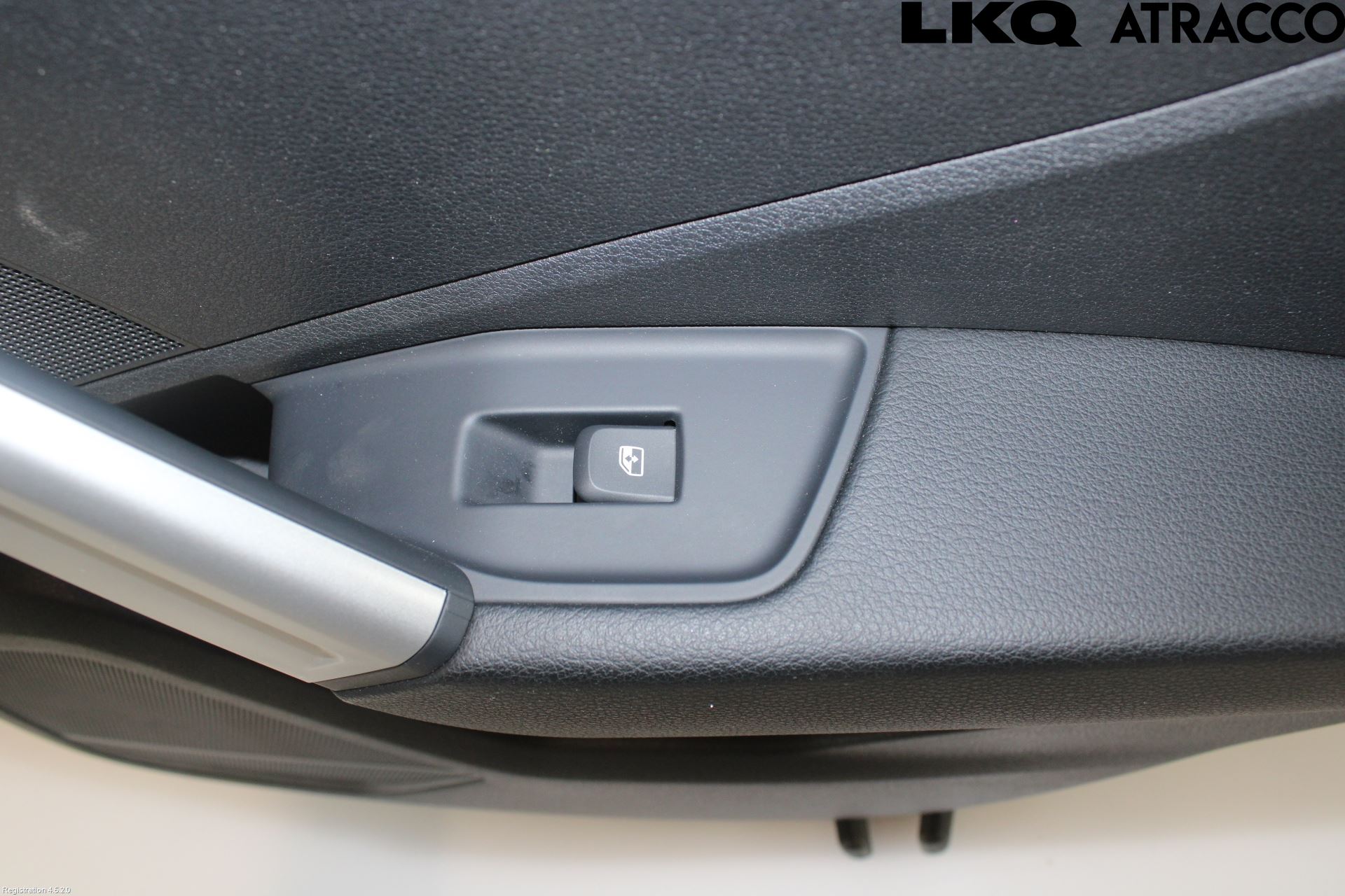 Audi Q2/SQ2 17- Dörrklädsel Hö