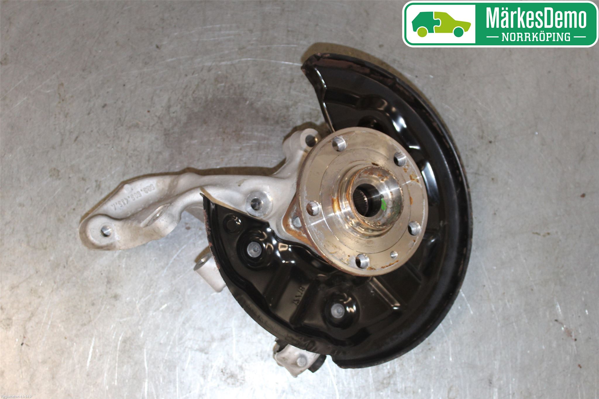 Skoda KAROQ 18- Hjullagerhus-Spindel Vä B