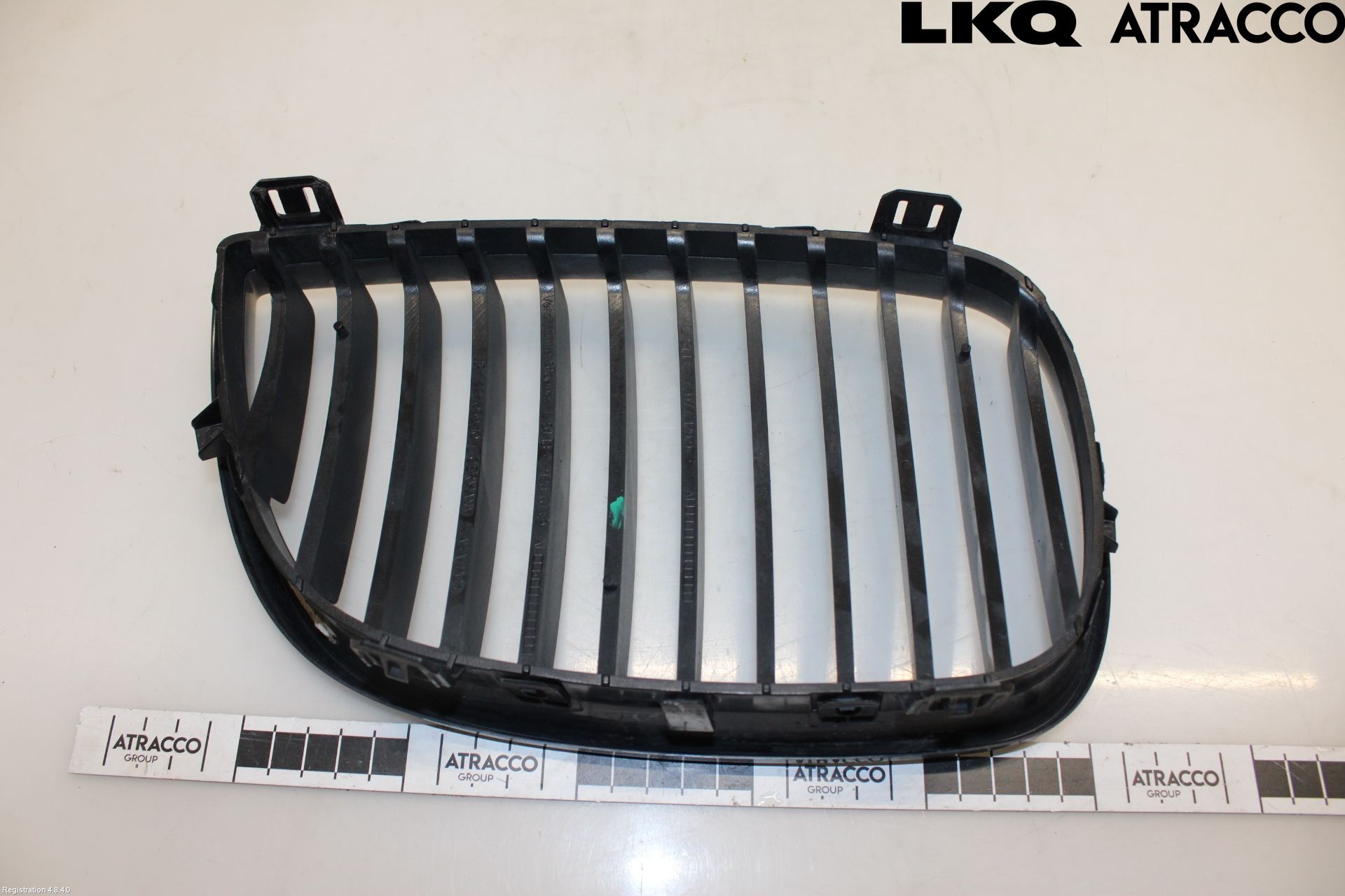 BMW 1 E87/81 5D/3D 03-11 Grilldel Vänster