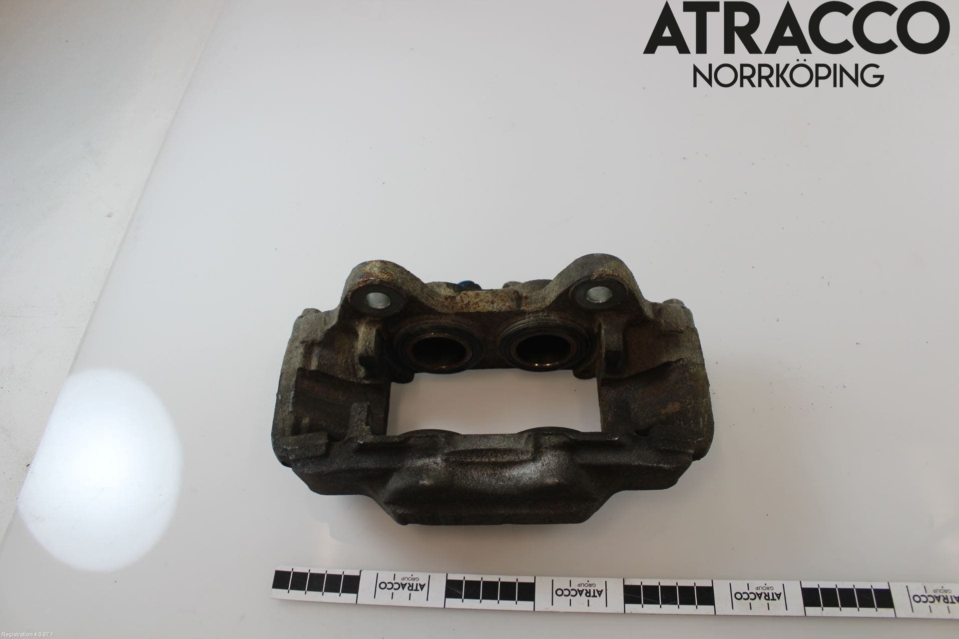 Toyota HILUX 16- Bromsok Fram Höger