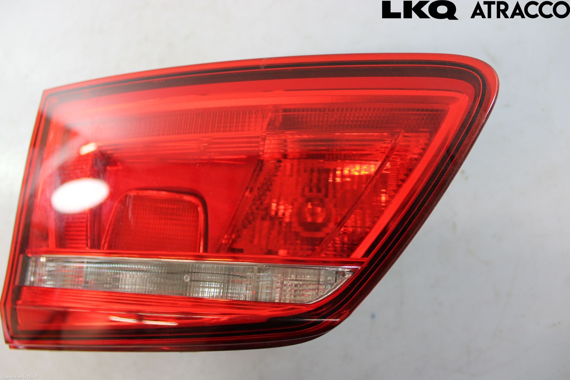 Volkswagen VW GOLF SPORTSVAN 15-20 Bakljus Lucka Hö