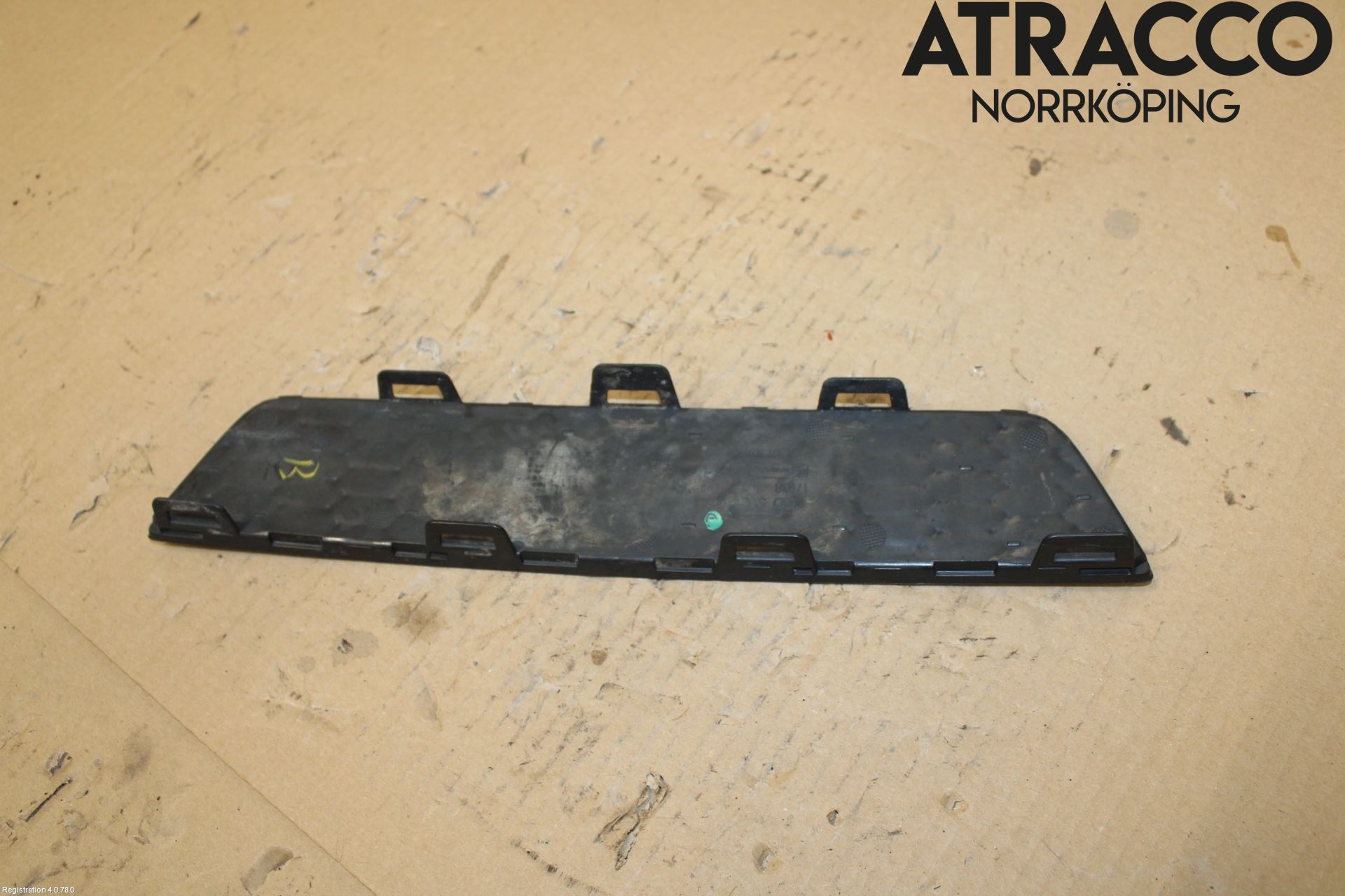 Audi A1/S1 11-18 Stötfångardel Bak Mitt