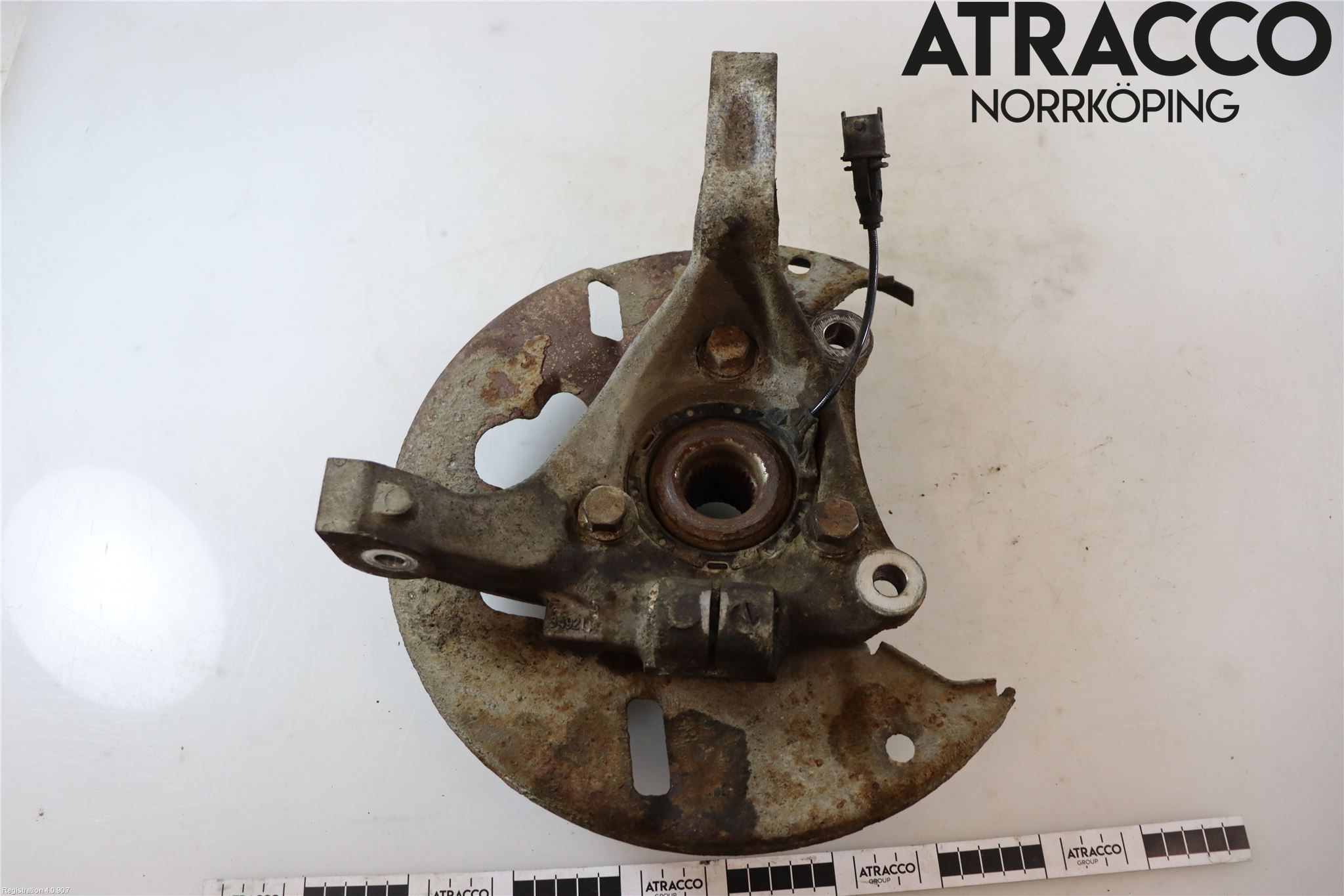 Saab 9-3 VER2/VER3 08-15 Styrspindel Lagerhus Vä