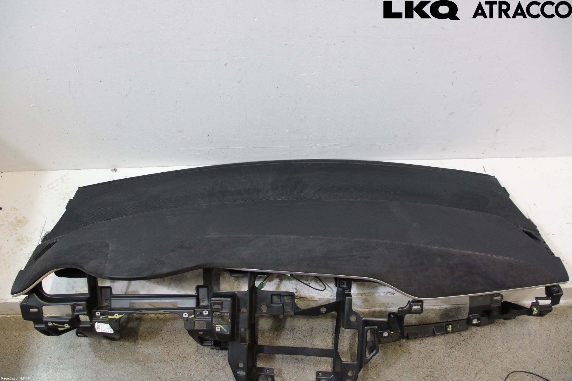 Tesla MODEL X 16- Instrumentbräda