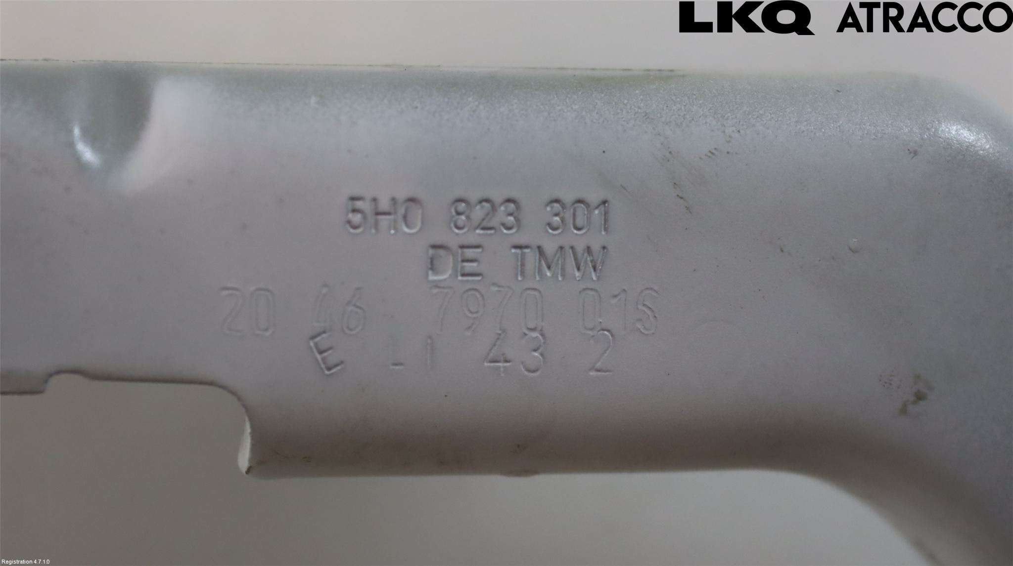 Volkswagen VW GOLF / E-GOLF VIII 20- Huvgångjärn