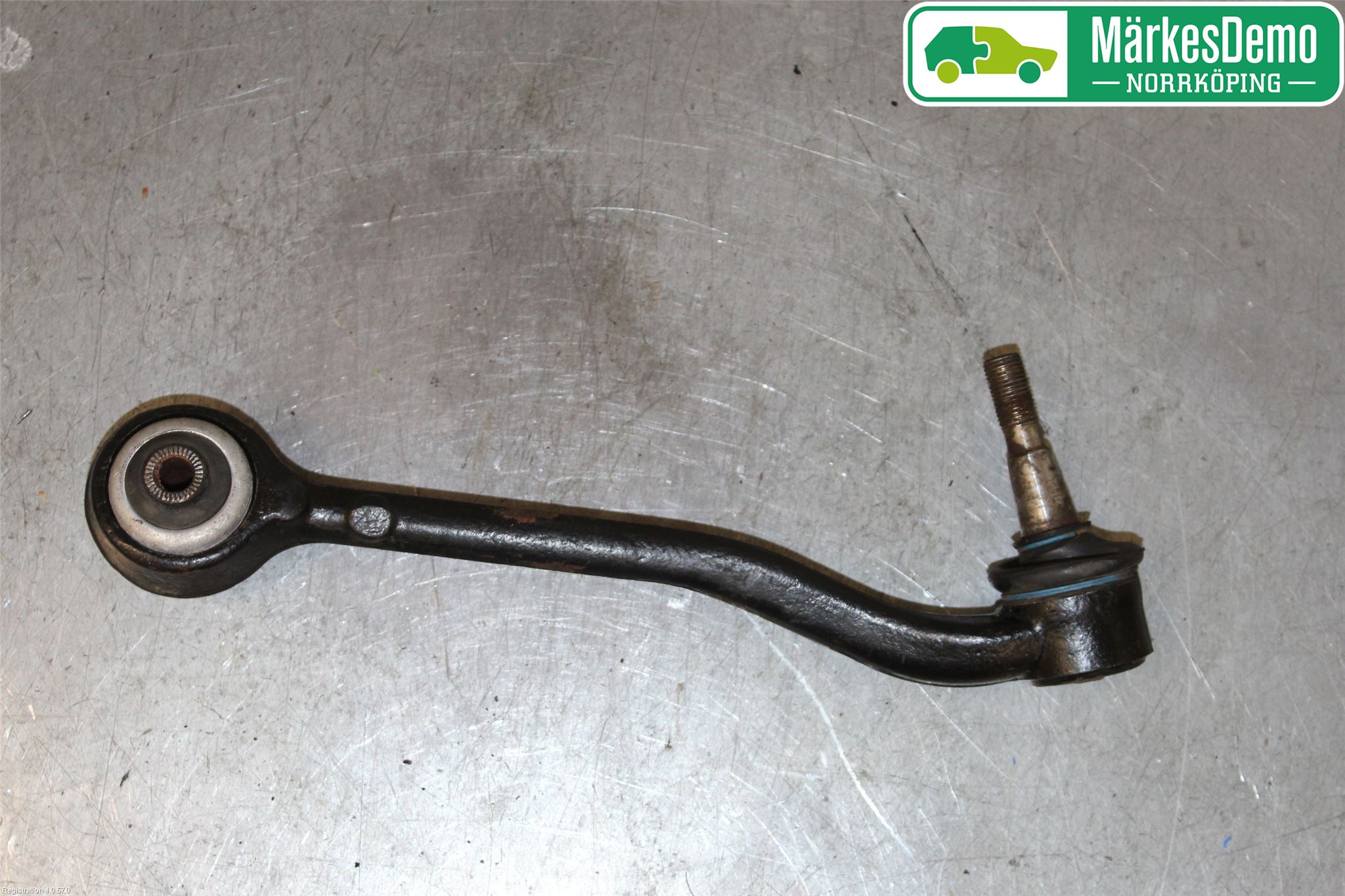 BMW X5 E53     99-06 Bärarm Fram Undre Hö