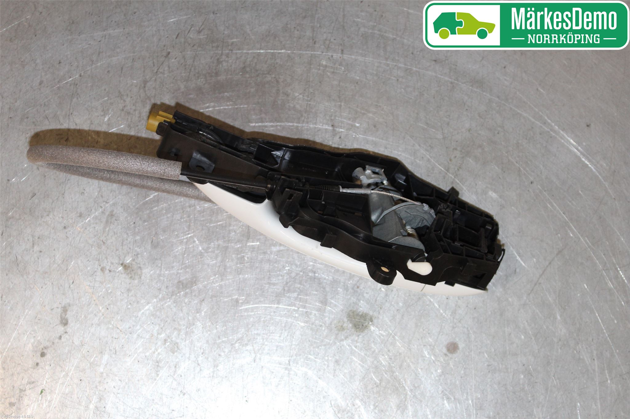 Volkswagen VW PASSAT 15-19 Dörrhandtag Yttre Hö