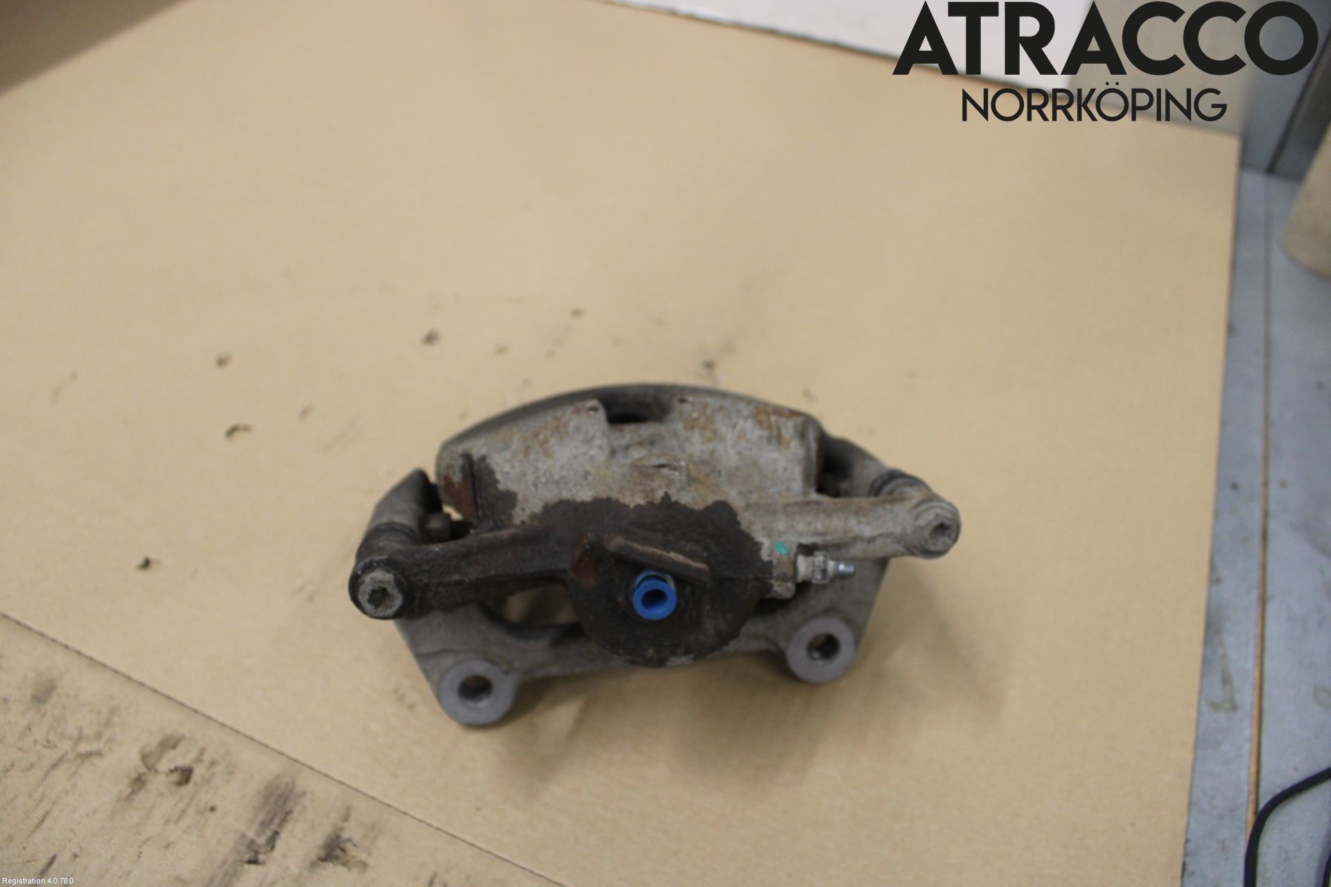 Volkswagen VW PASSAT 15-19 Bromsok Fram Höger