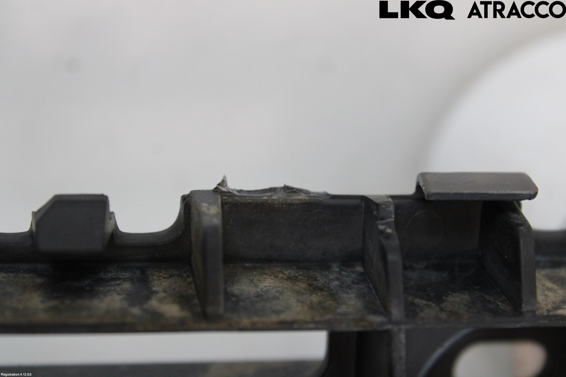 Volkswagen VW CADDY 16-20 Stötfångarfäste Bak Hö