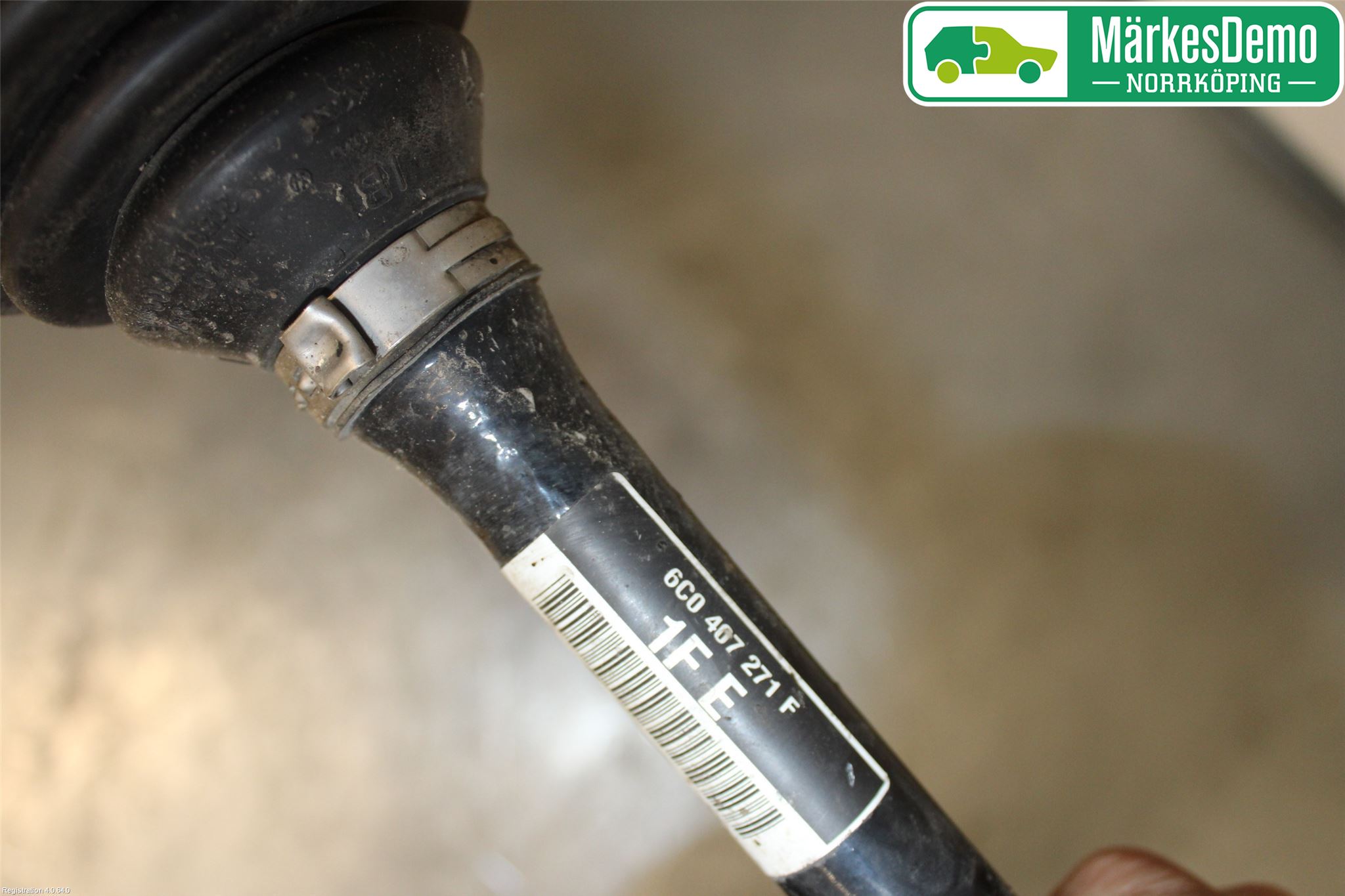 Audi A1/S1 11-18 Drivaxel Fram Vänster