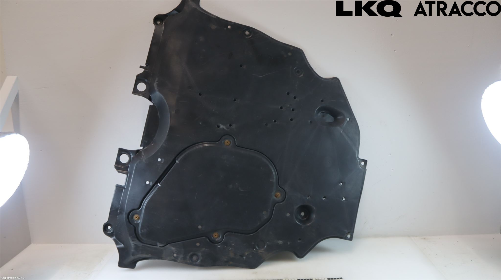 Toyota RAV4 19- Hasplåt Plåt-Plast