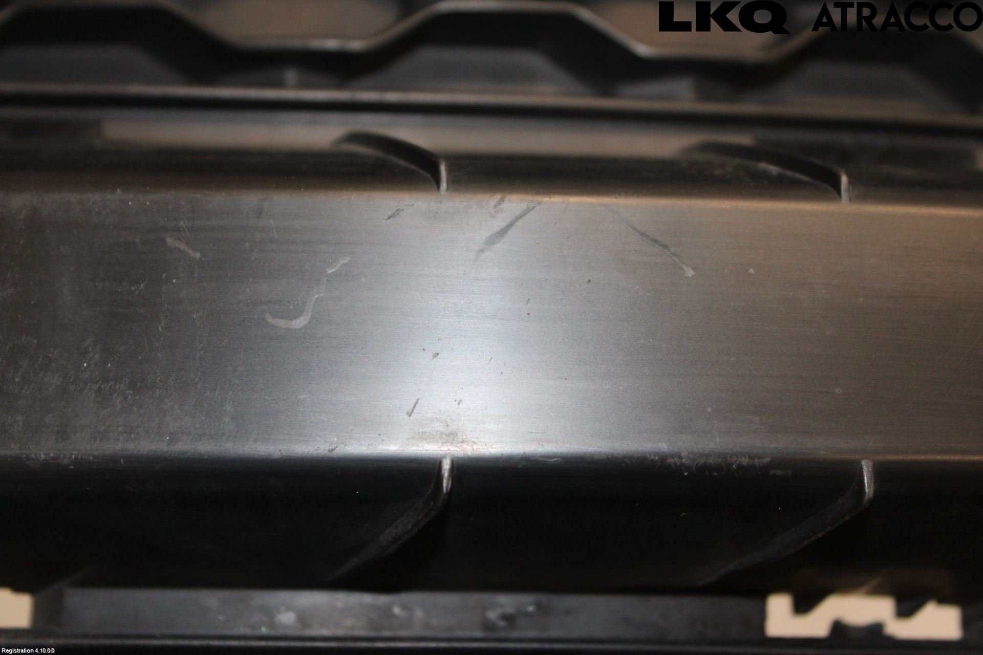 Jaguar F-PACE Grilldel Höger