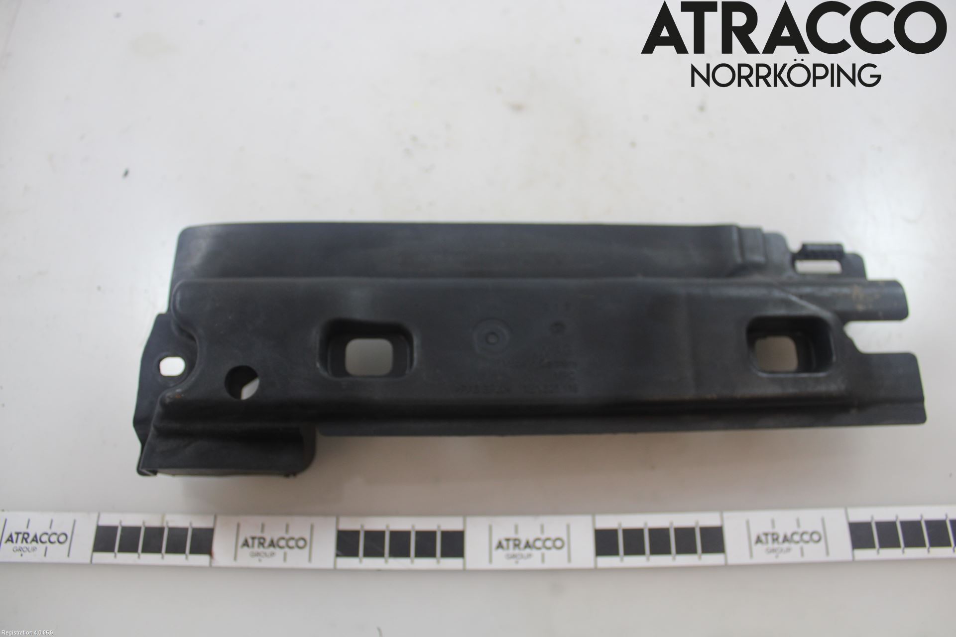 Audi Q4 E-TRON FZ 22- Hasplåt Plåt-Plast