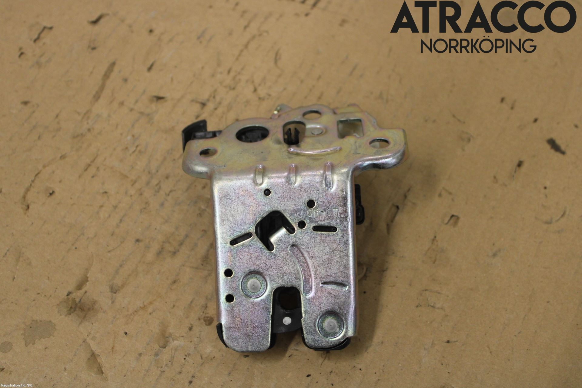 Audi A1/S1 11-18 Låskista Baklucka