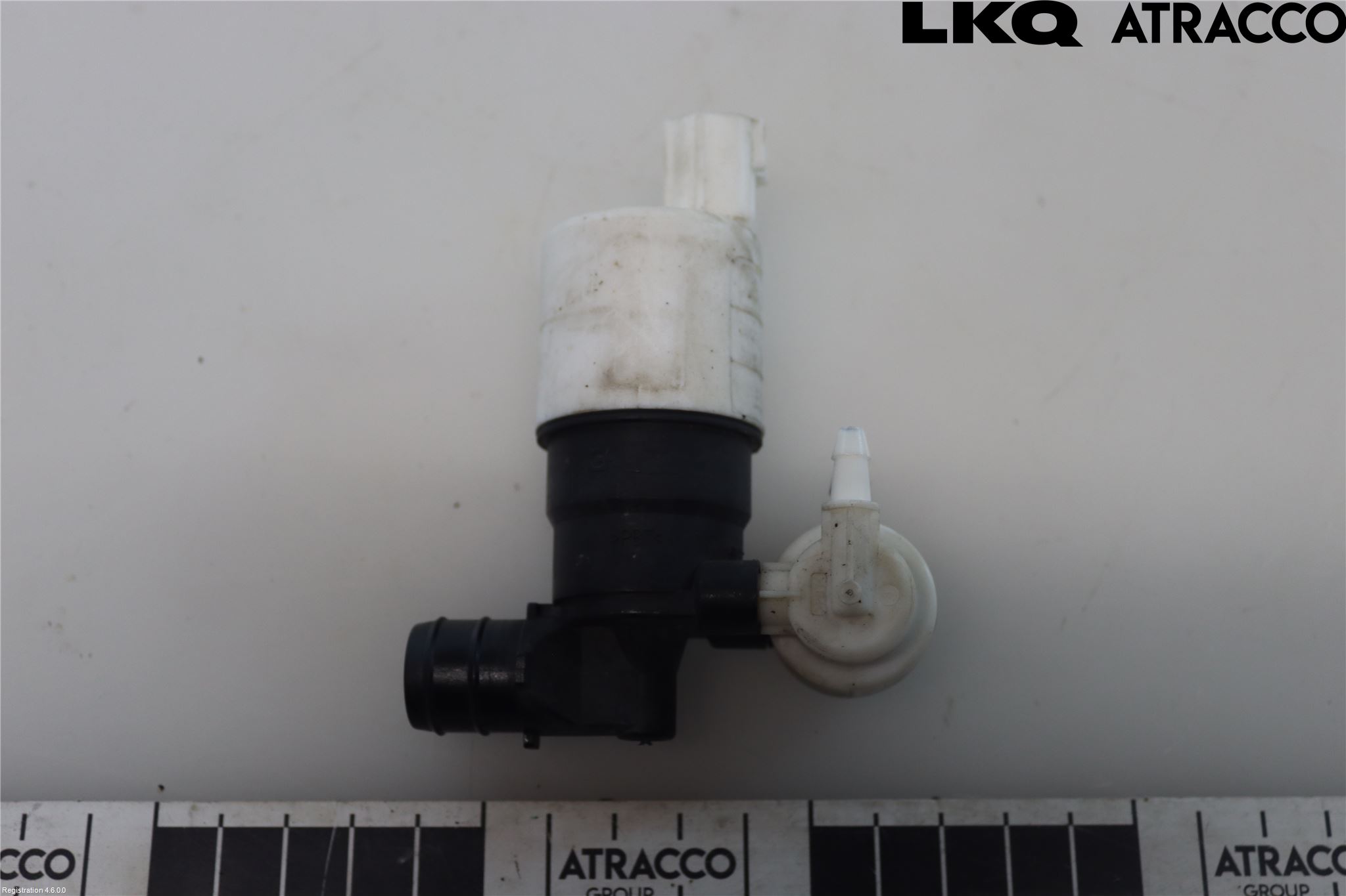 Jaguar F-PACE Spolarpump Vindruta