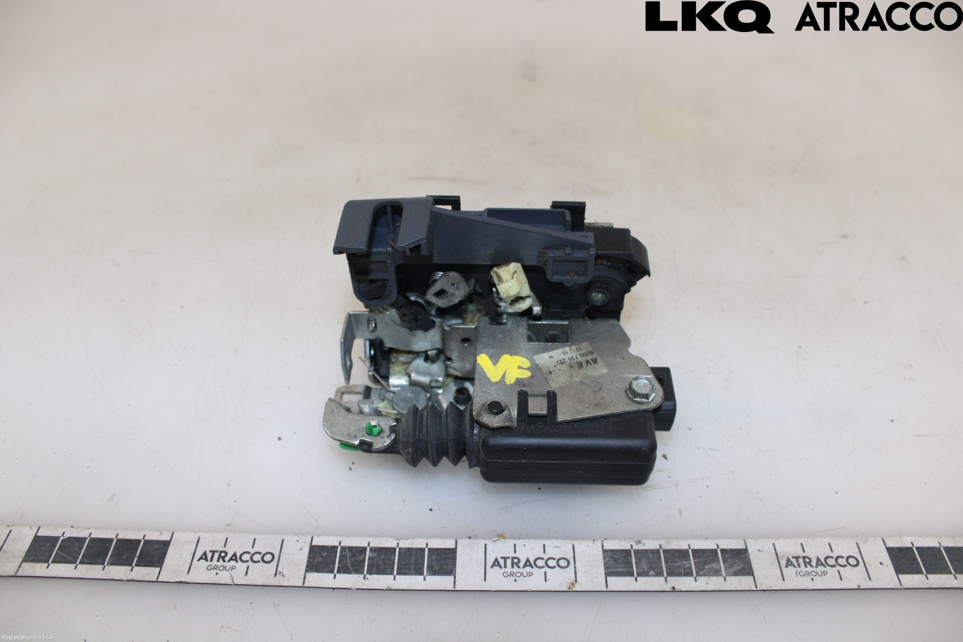 Dacia DUSTER 10-17 Låskista-Dörrlås