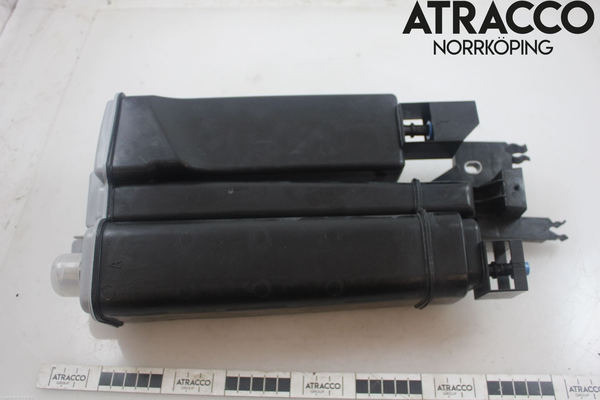 Volkswagen VW PASSAT 20-24 Bränsle Kolkanister