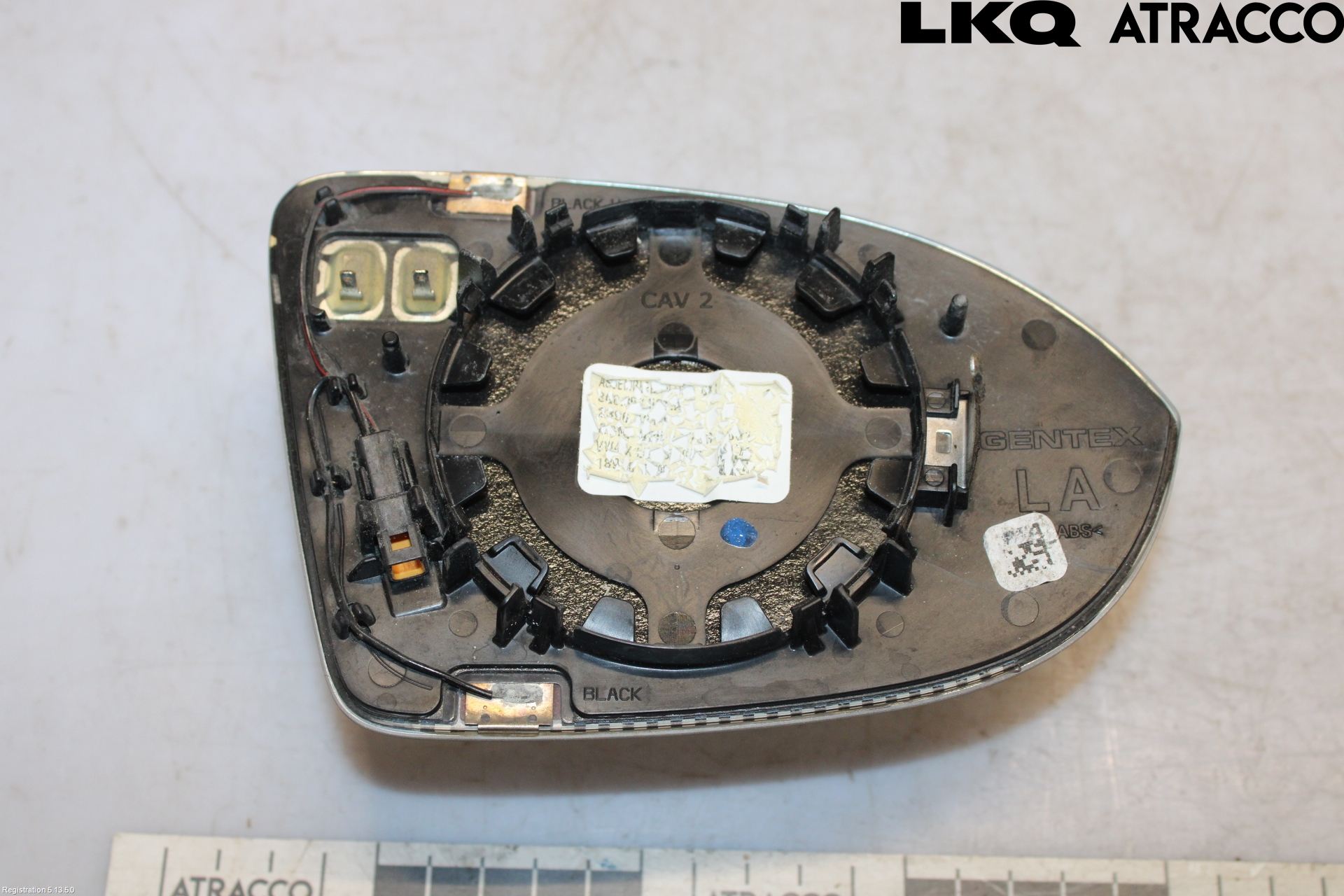 Volkswagen VW PASSAT 15-19 Spegelglas Vä