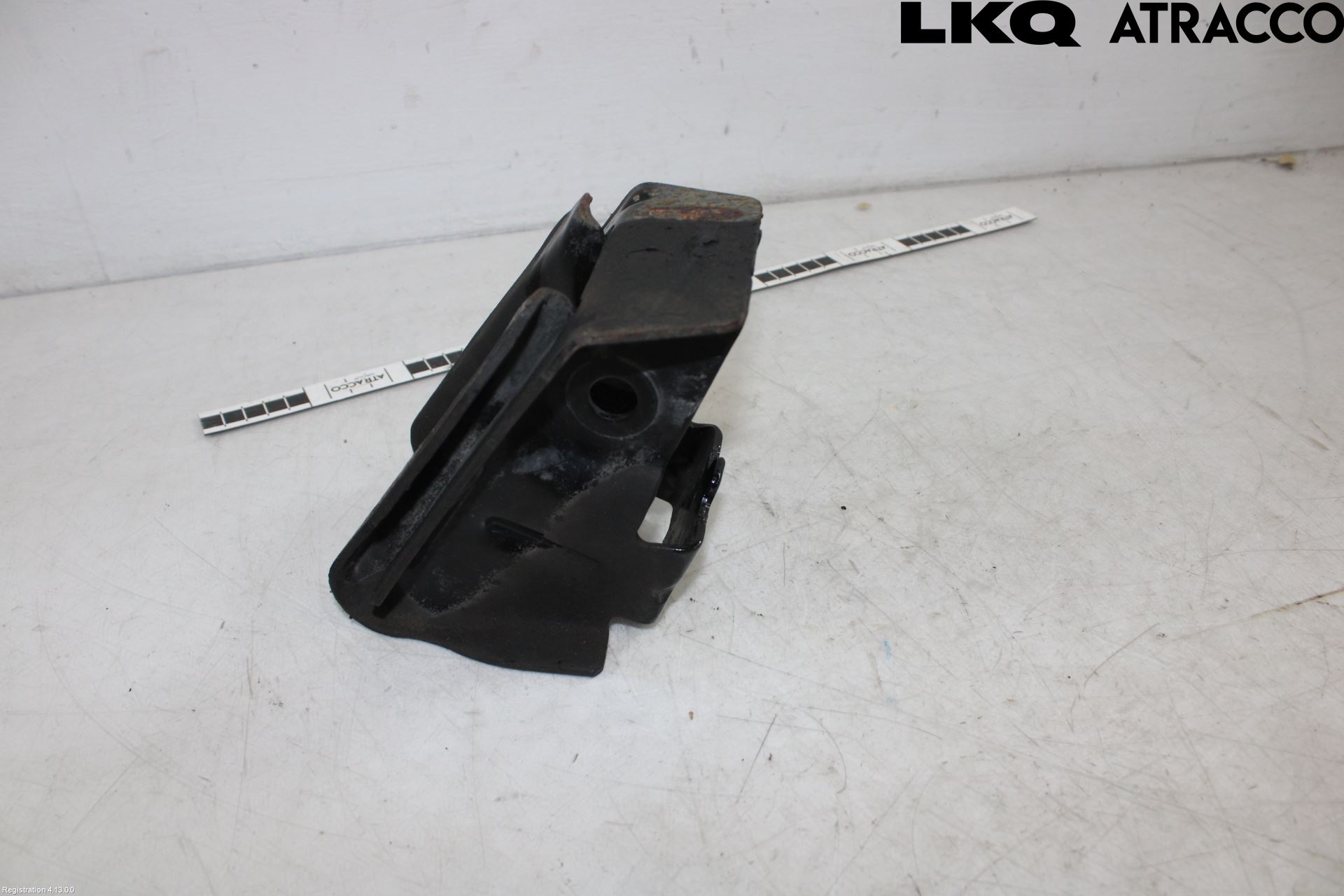 Nissan PRIMASTAR Bakaxel Fäste
