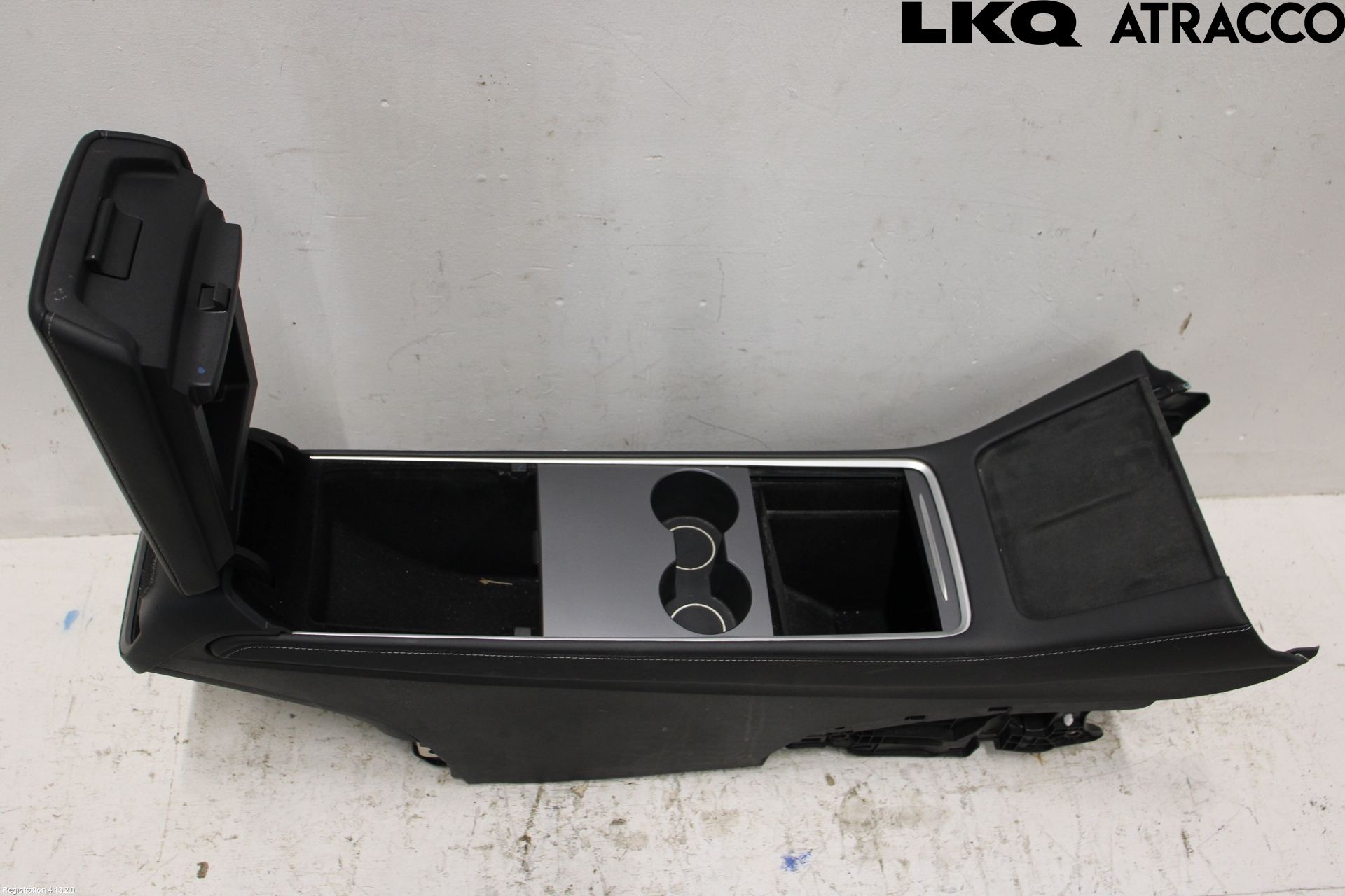 Tesla MODEL Y 21- Inr Tunnelfack