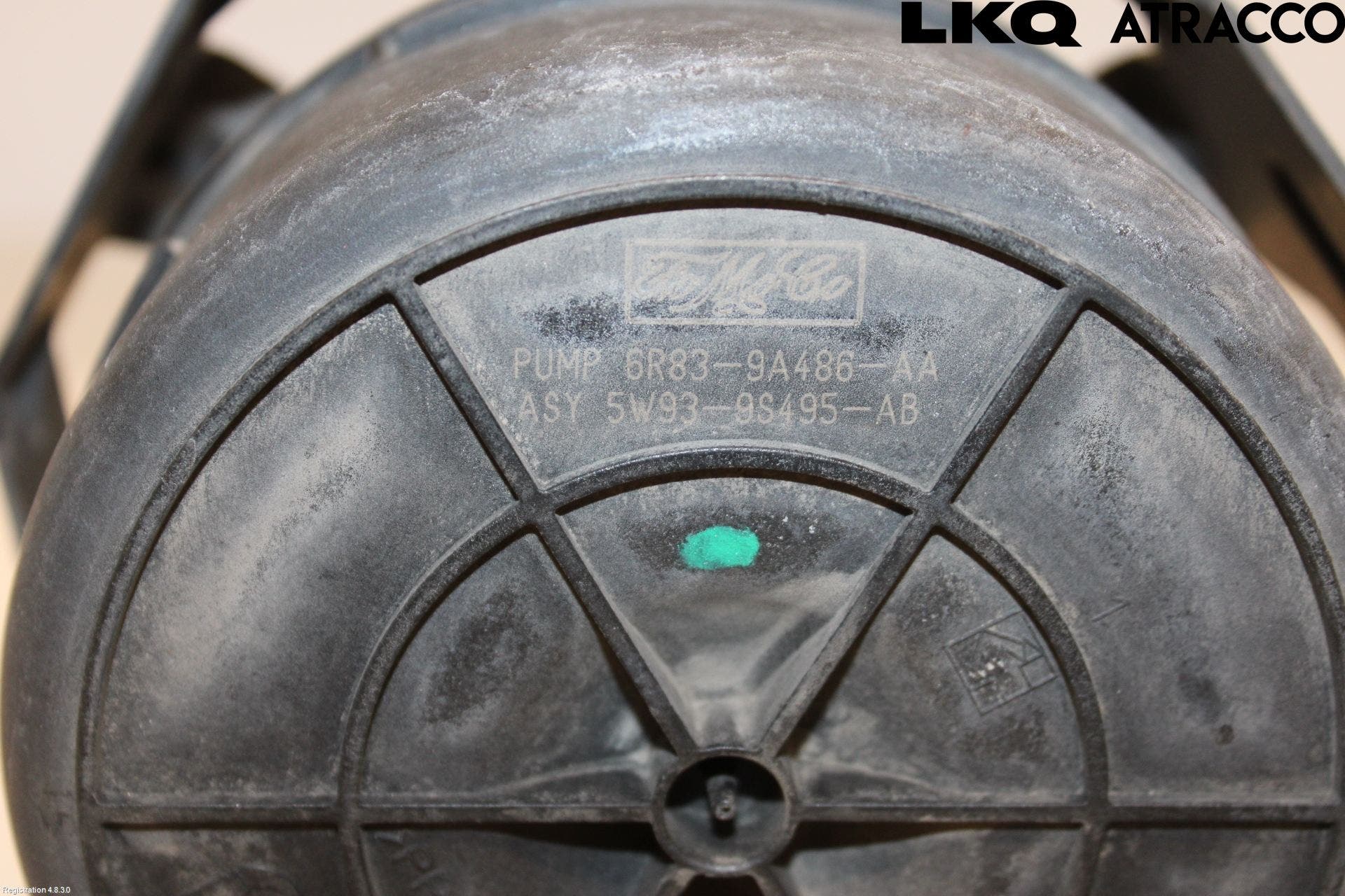 Jaguar XJ X350        03-09 Luftpump-Avgasrening