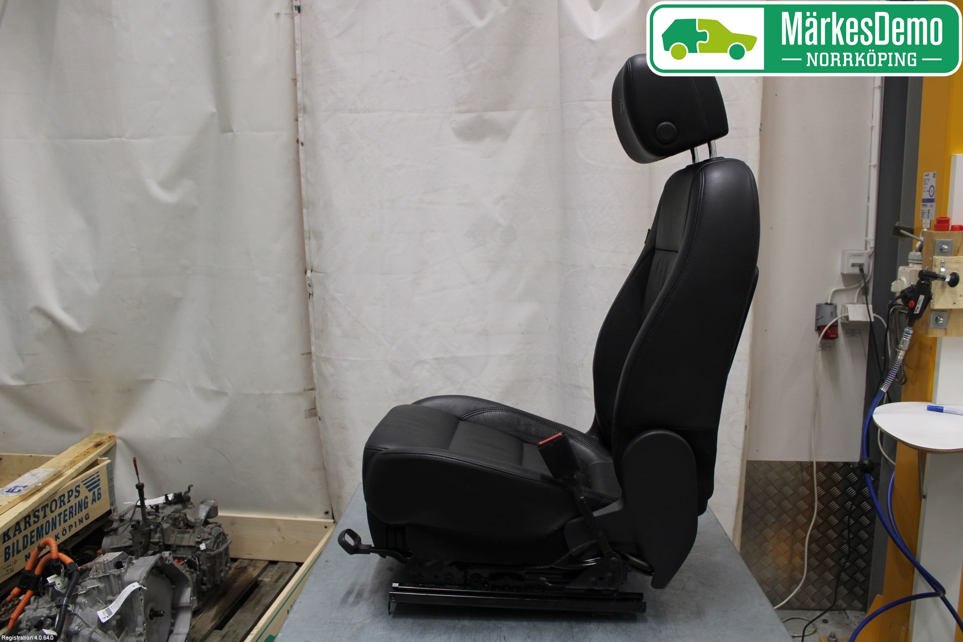 Volkswagen VW TIGUAN 07-16 Inredning Stol Fram Hö