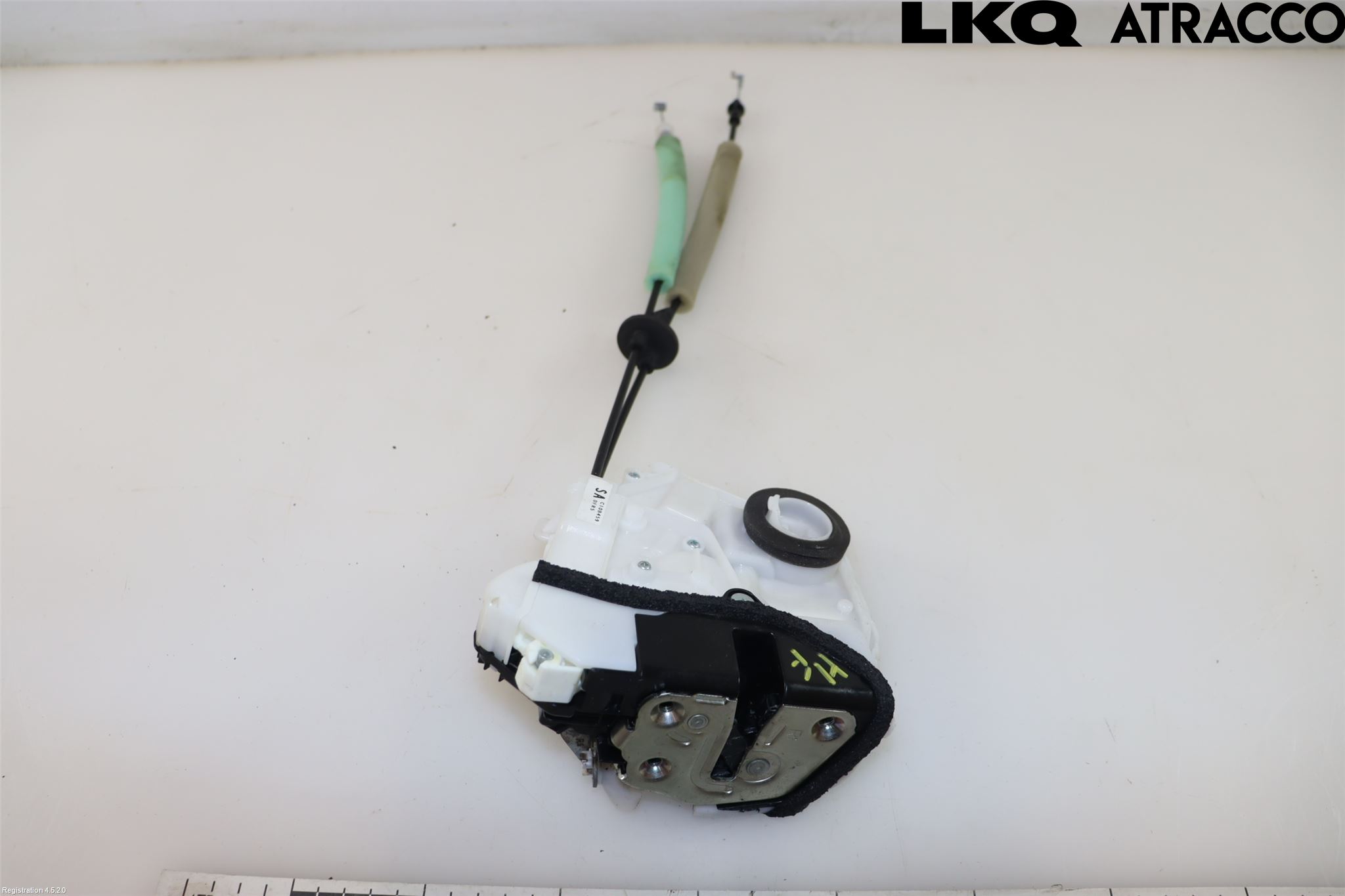 Mazda CX-30 20- Låskista-Dörrlås