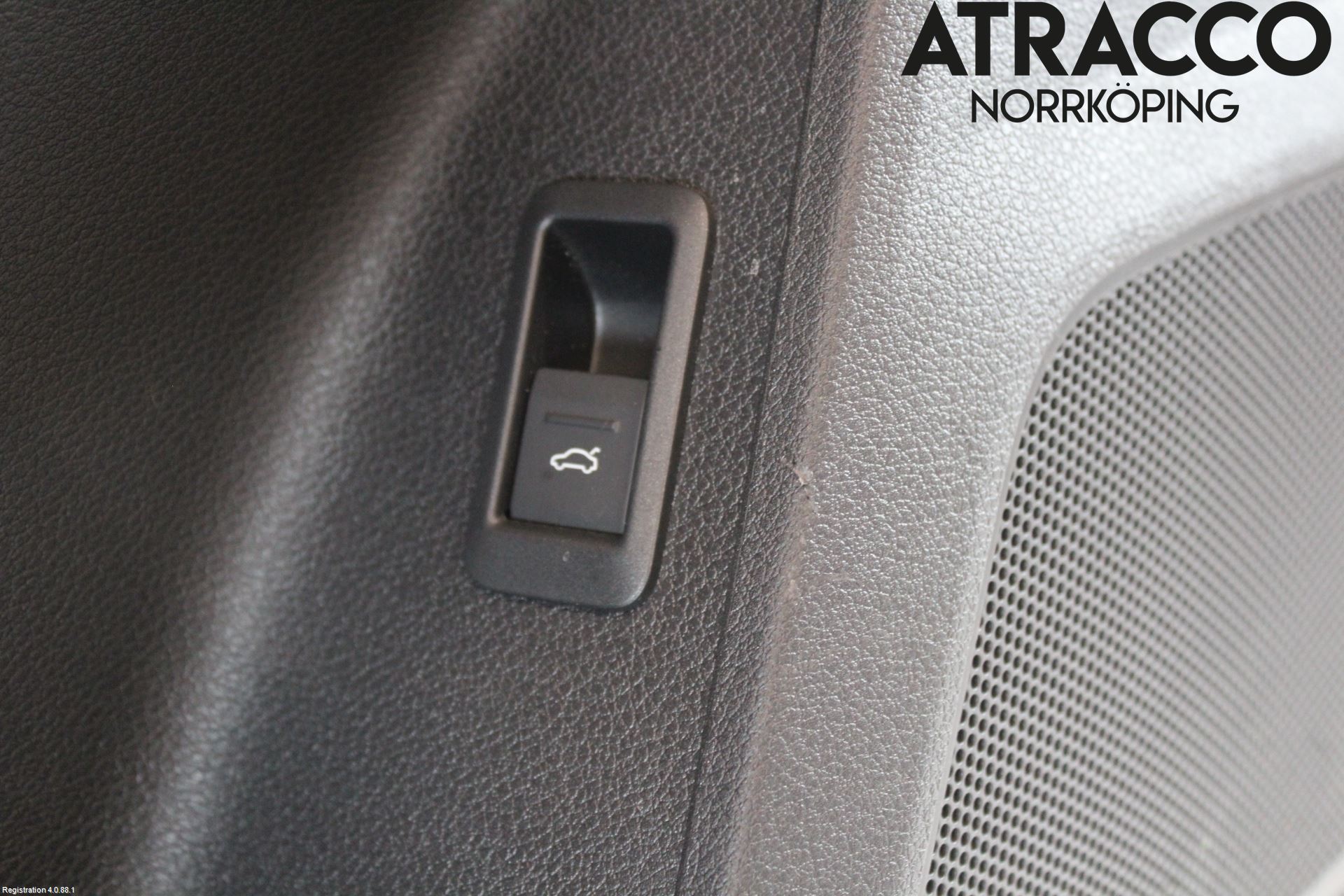 Audi Q3 F3 19- Dörrklädsel Vä