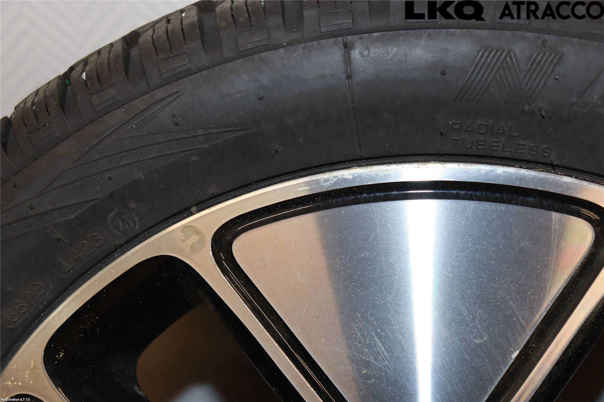 Hyundai IONIQ AE 17-22 Vinterdäck Alumfälg 4St