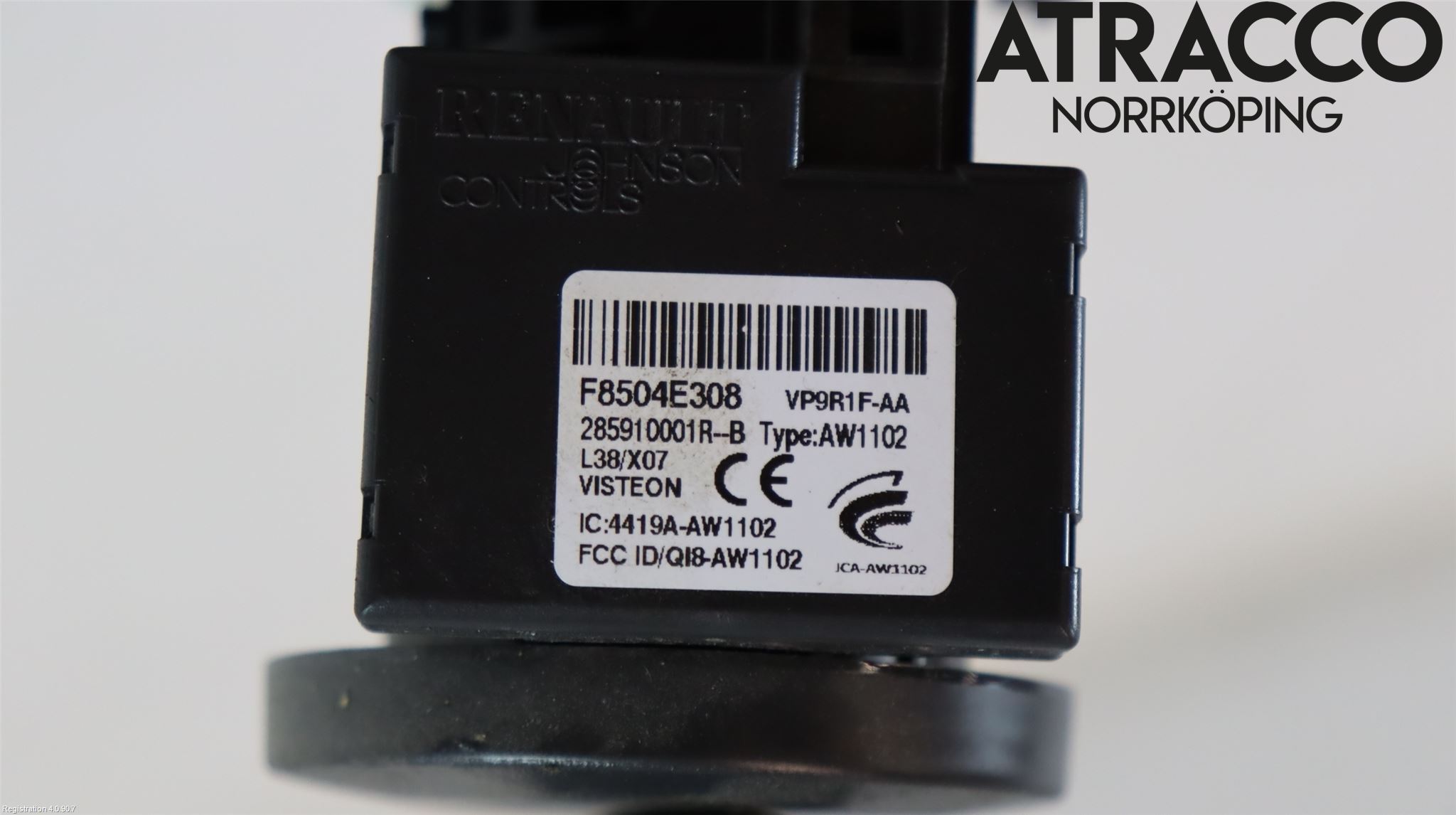 Renault TRAFIC/E-TECH 15- Rattaxelagg Justerbart