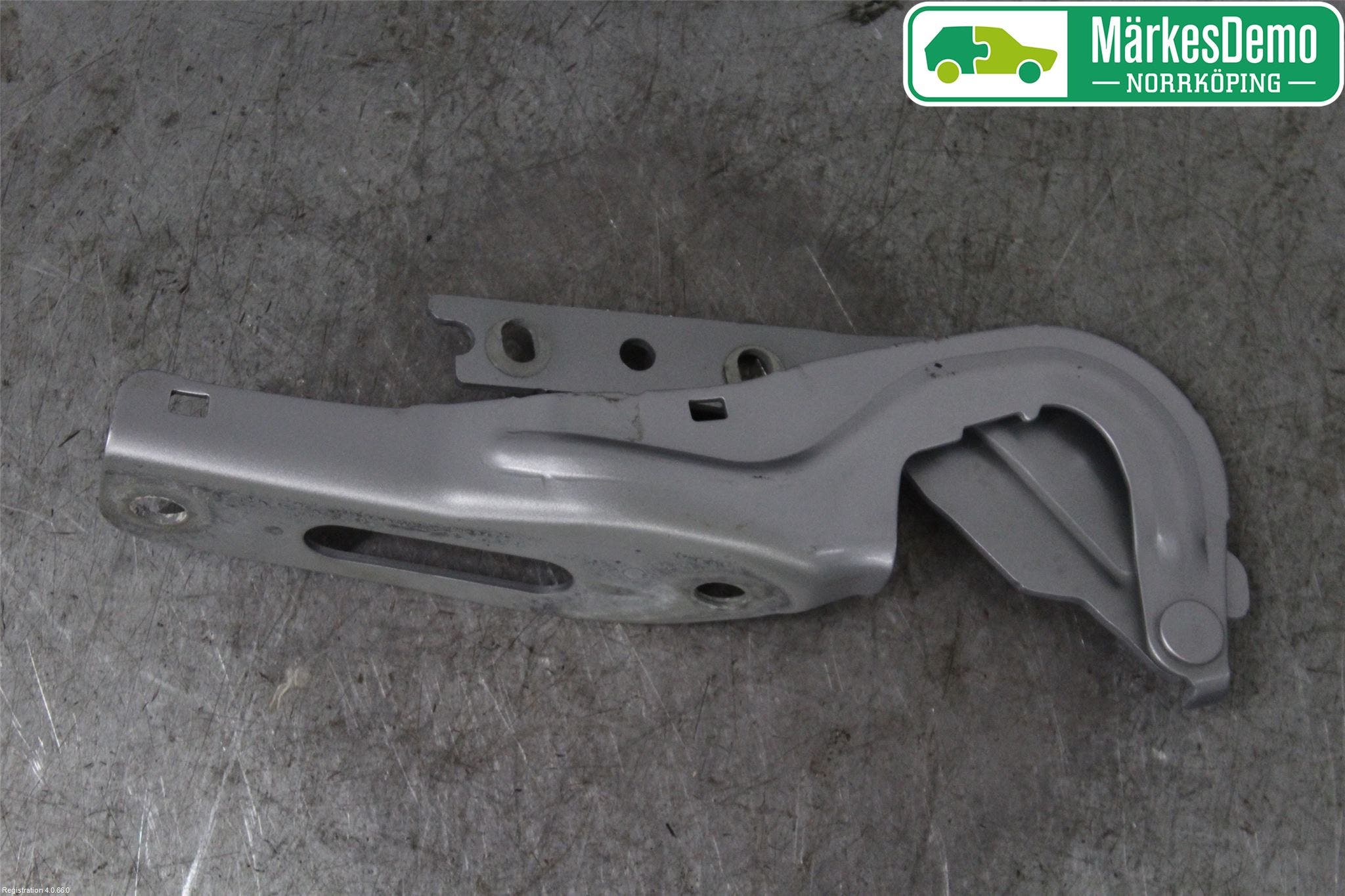 Seat ARONA Huvgångjärn