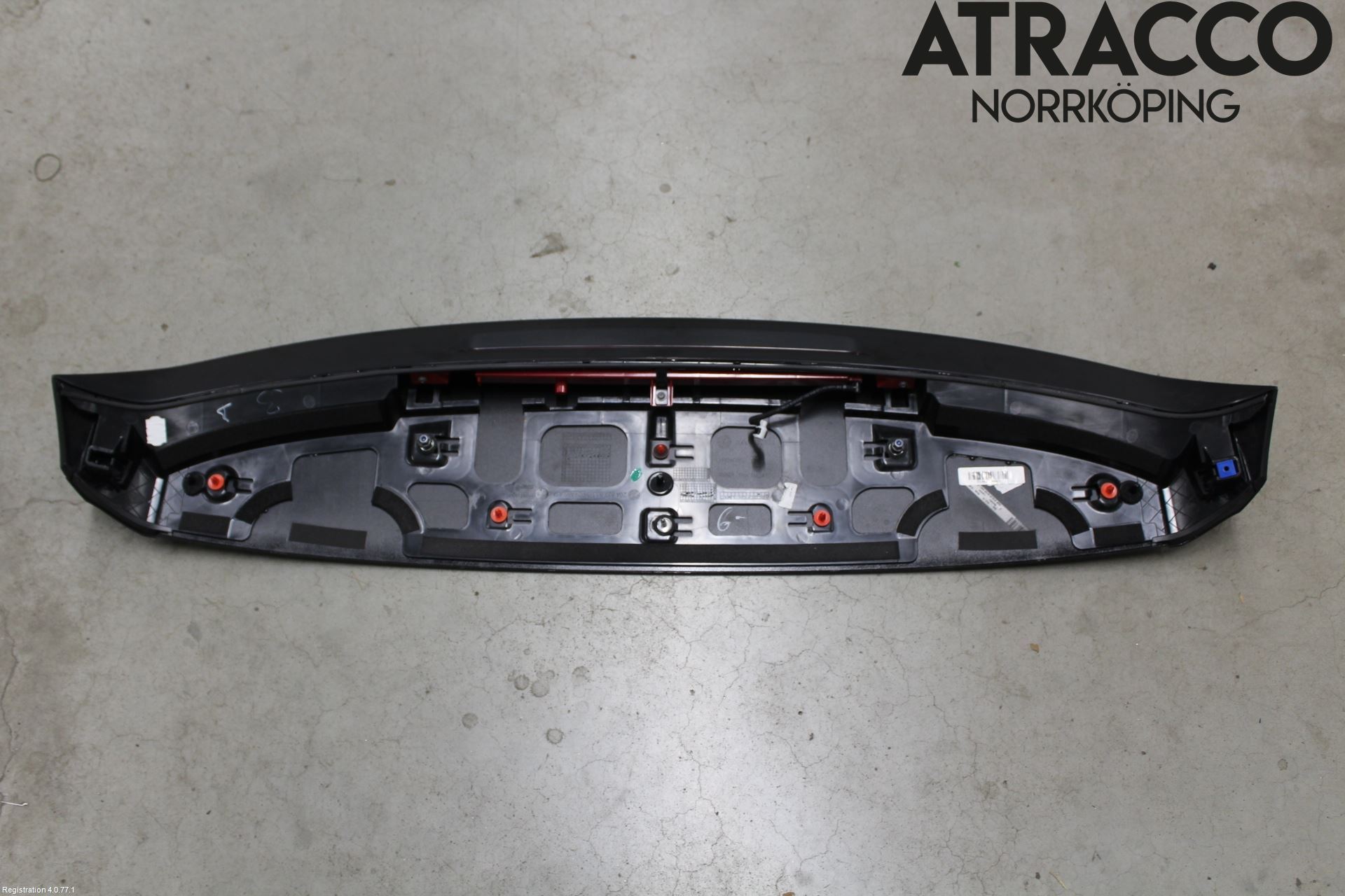 Volkswagen VW T-ROC 18- Spoiler Baklucka