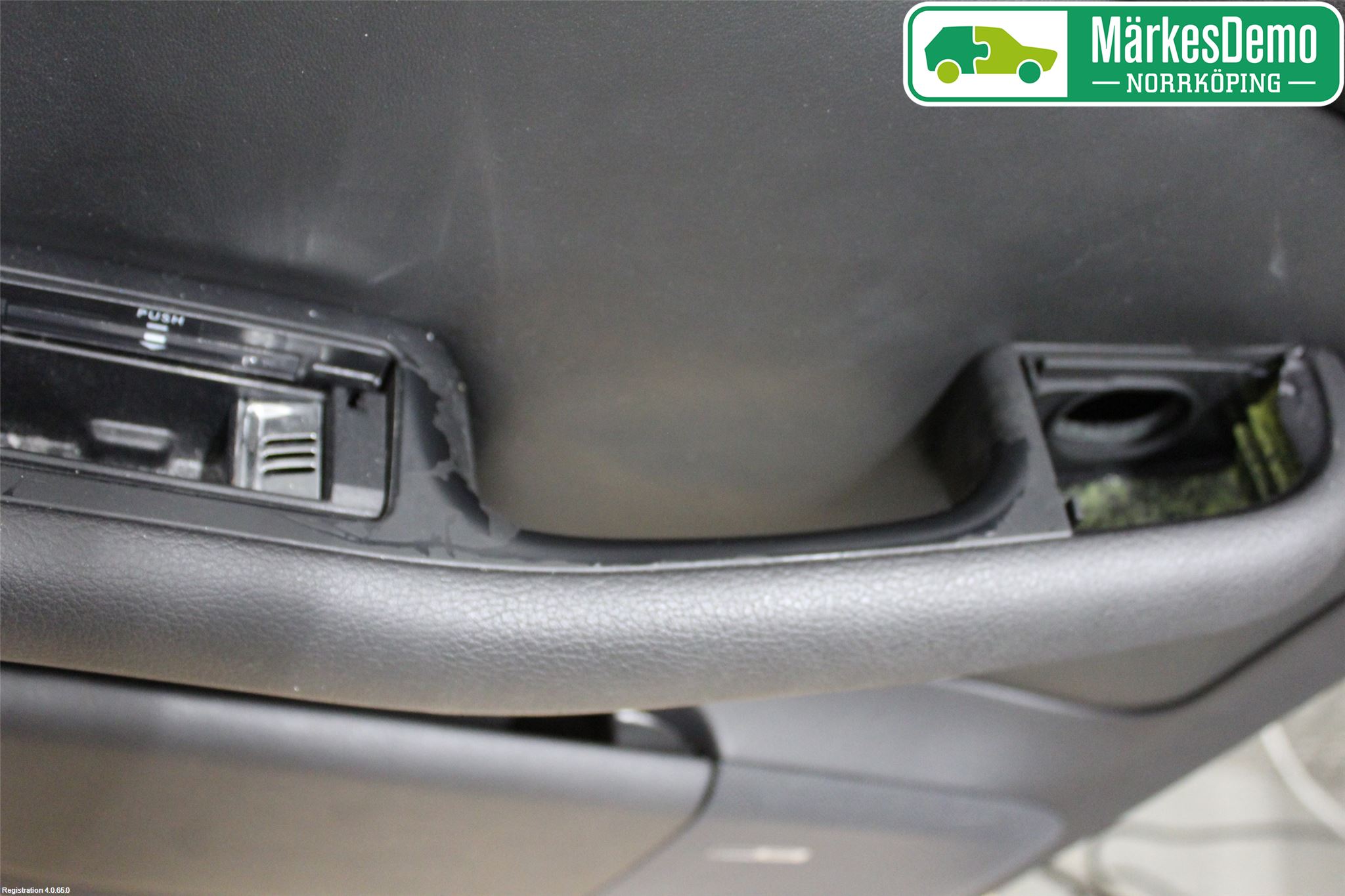 Audi A6/S6     97-05 Dörrklädsel Vä