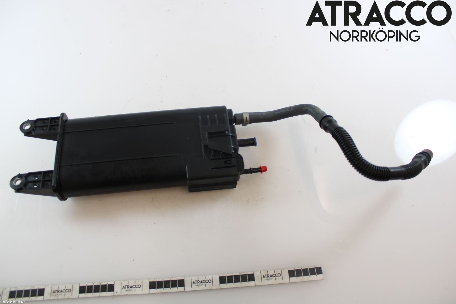 Toyota RAV4 19- Bränsle Kolkanister