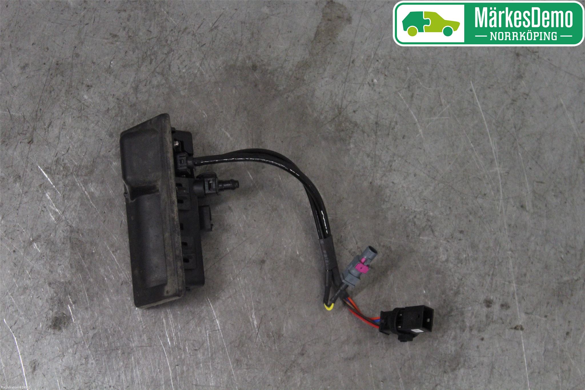 Volkswagen VW TIGUAN 16-24 Bakluckehandtag