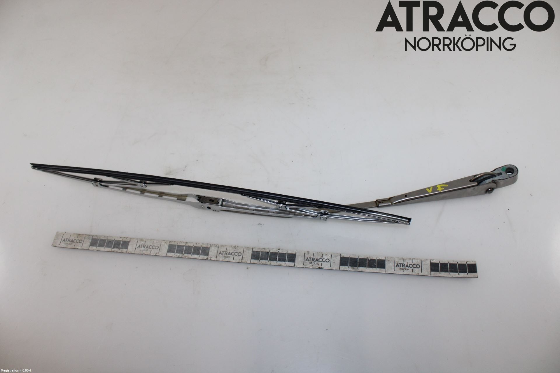 Mercedes-Benz MB COMPAKT  (W115) 68-76 Torkararm Armar Vindruta