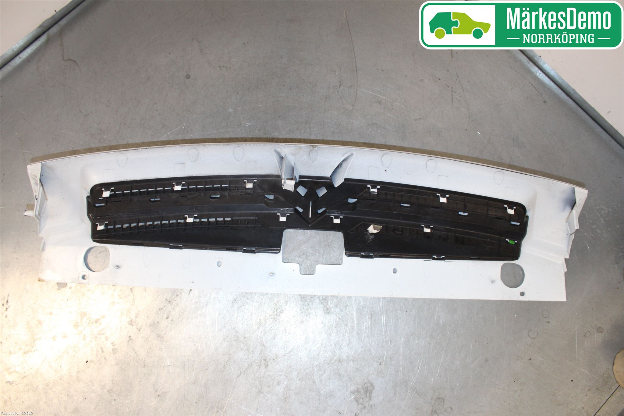 Citroen BERLINGO  03-07 Grill Komp