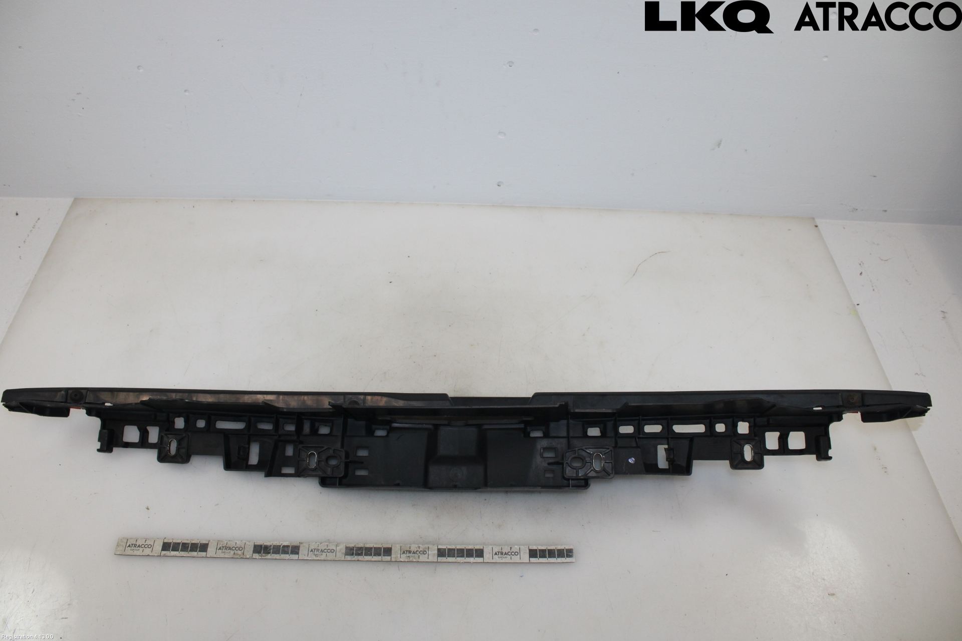 Opel INSIGNIA 09-16 Stötfångardel Fram Mitt