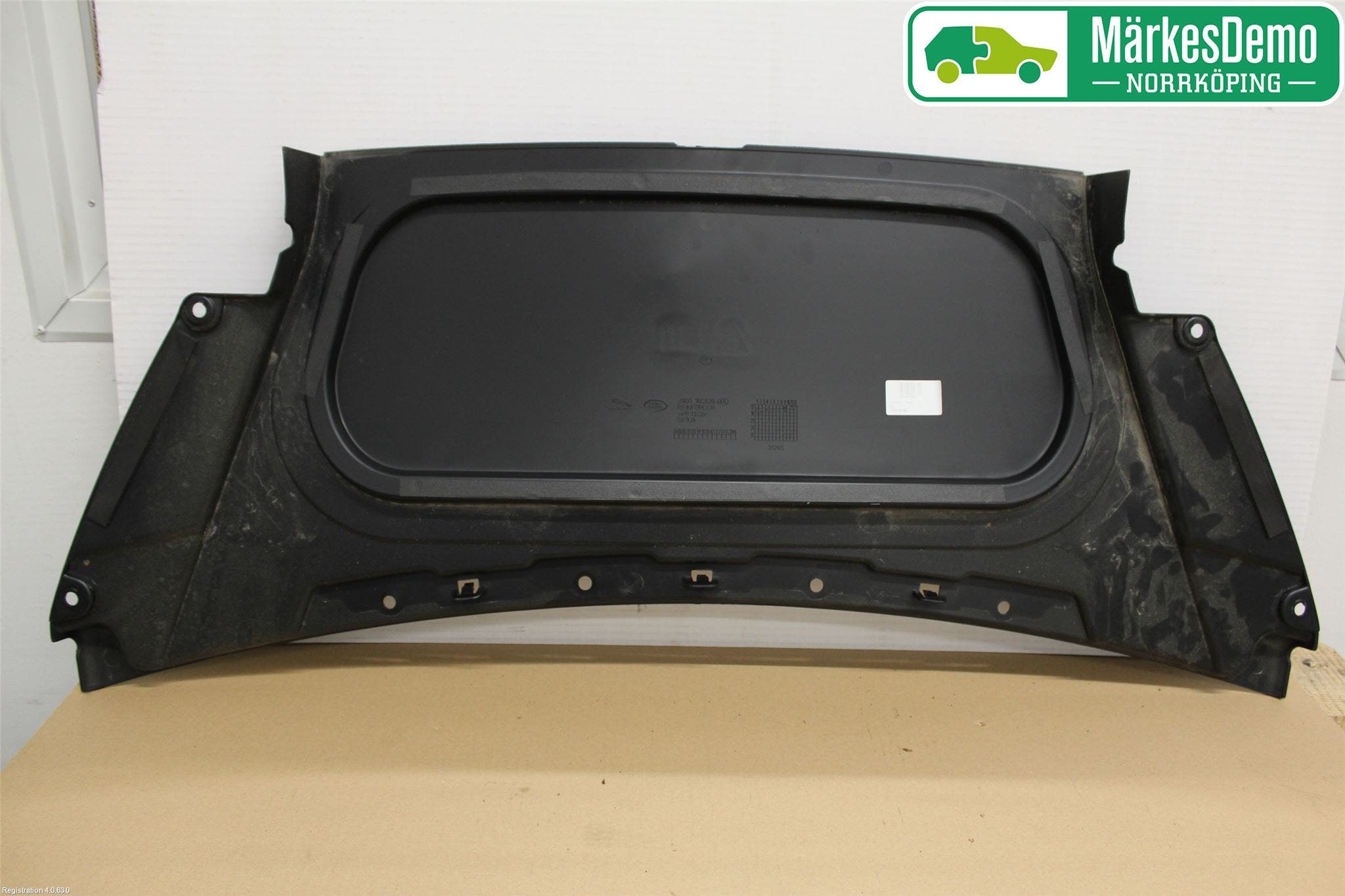 Jaguar I-PACE 18- Huvisolering