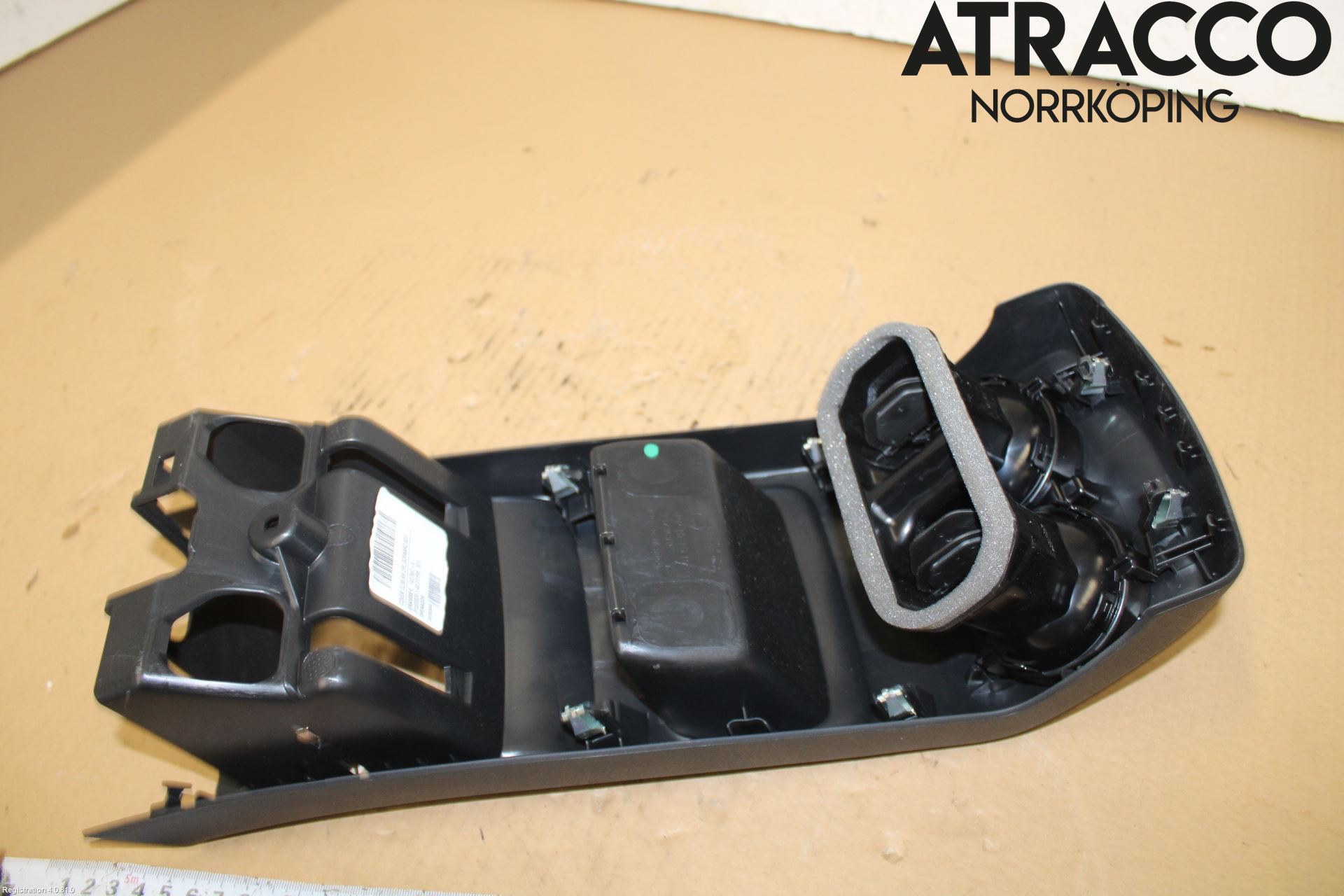 Mercedes-Benz MB GLB-KLASS (X247) 19- Instrumentkonsoll Mitt