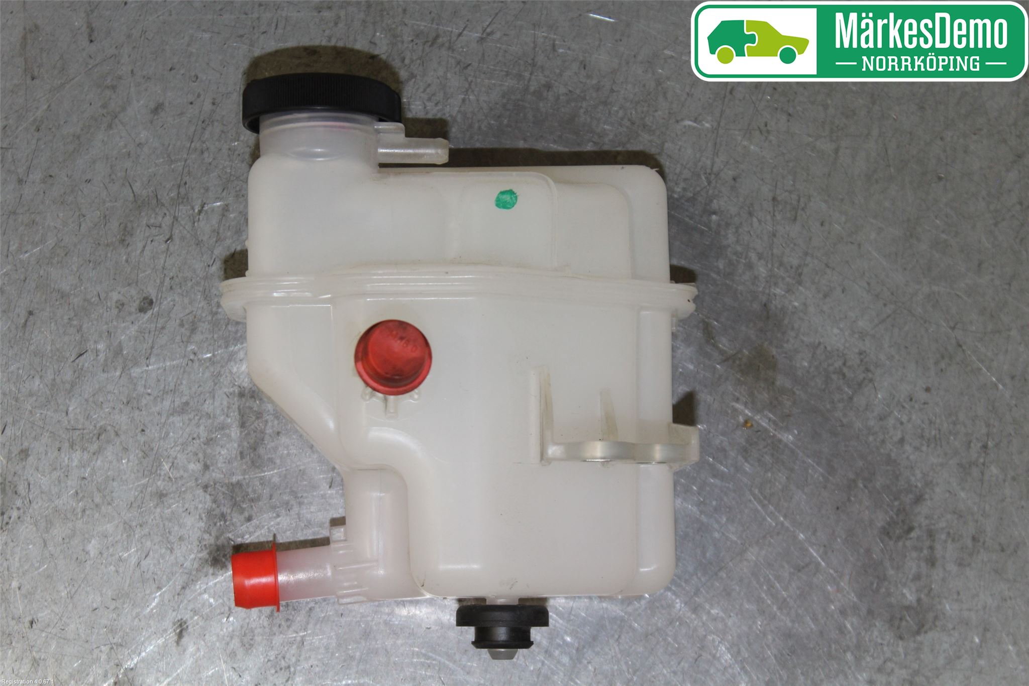 Toyota YARIS XP130 15-20 Expansionstank