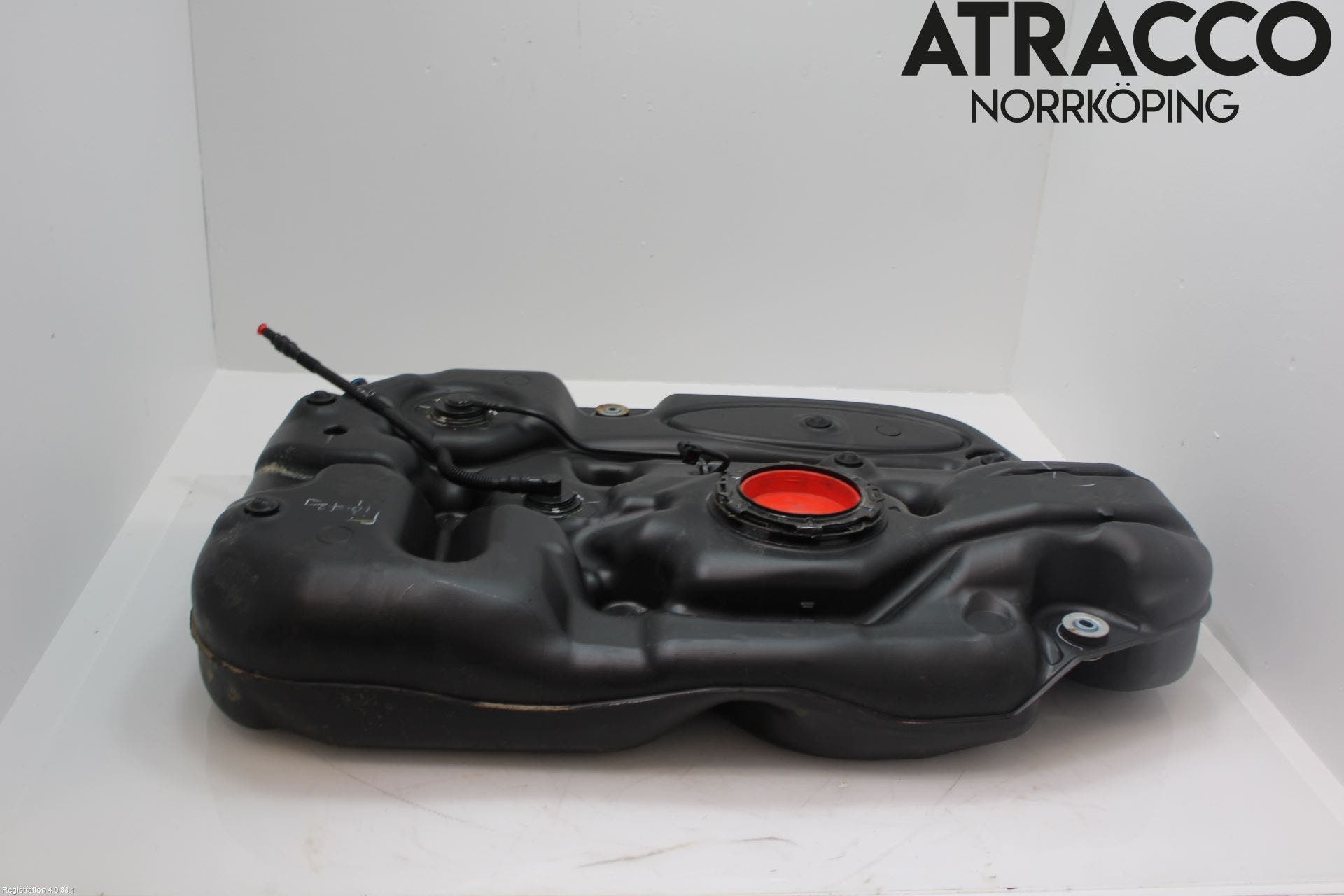 Toyota RAV4 19- Bränsletank Insprutning