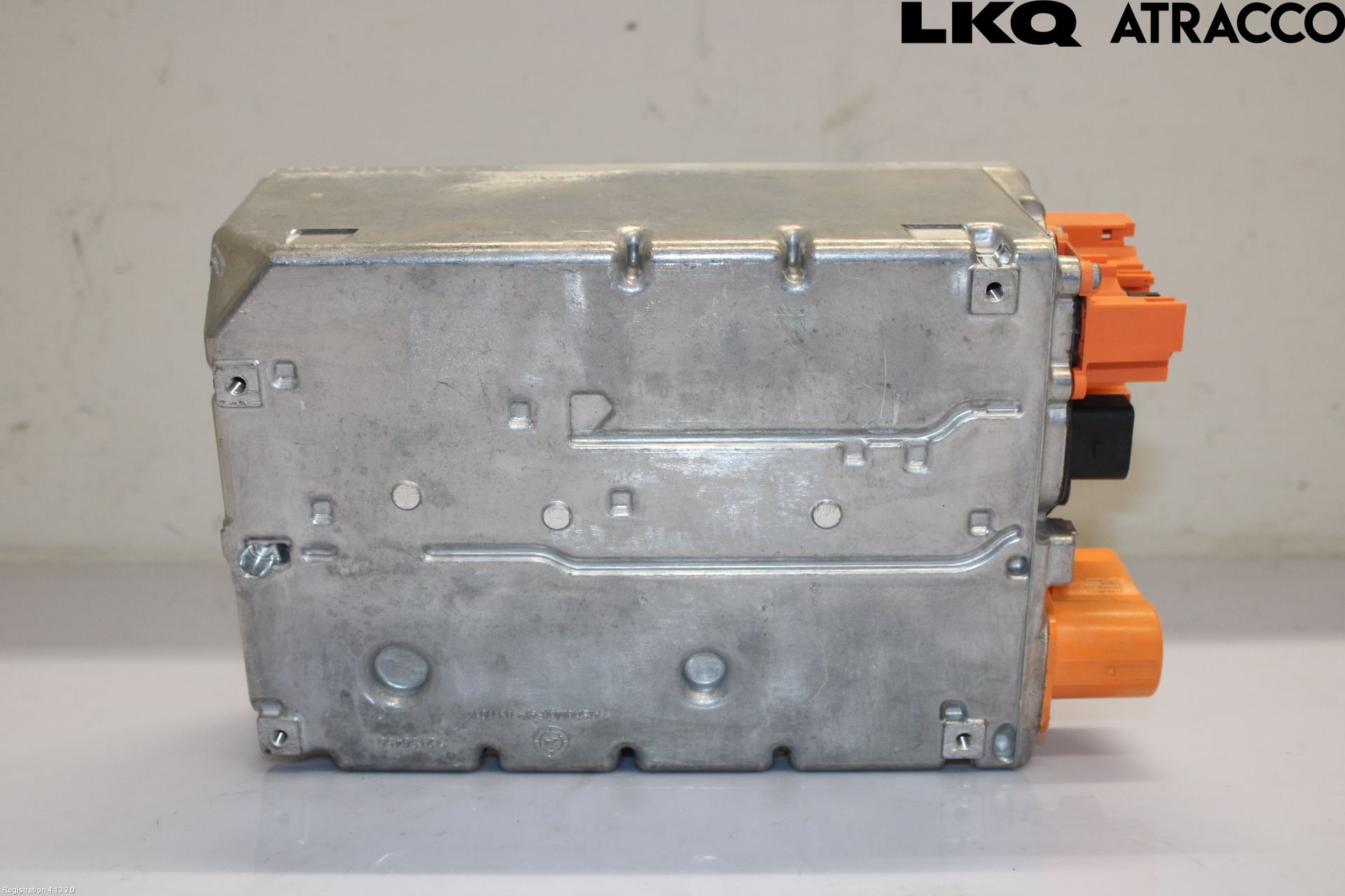 Volkswagen VW PASSAT 24- Batteriladdare Högspänning