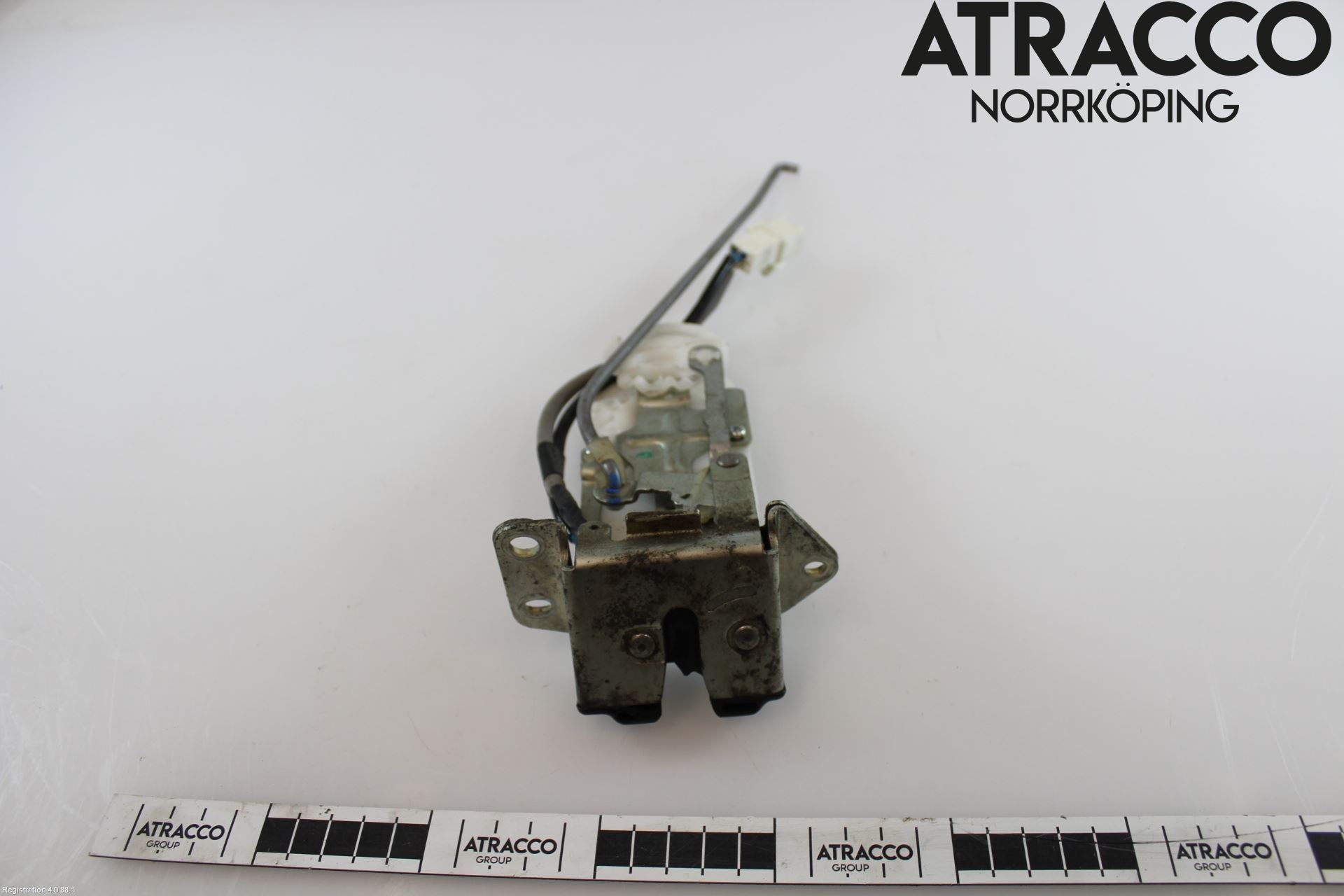 Subaru JUSTY      N Låskista Baklucka