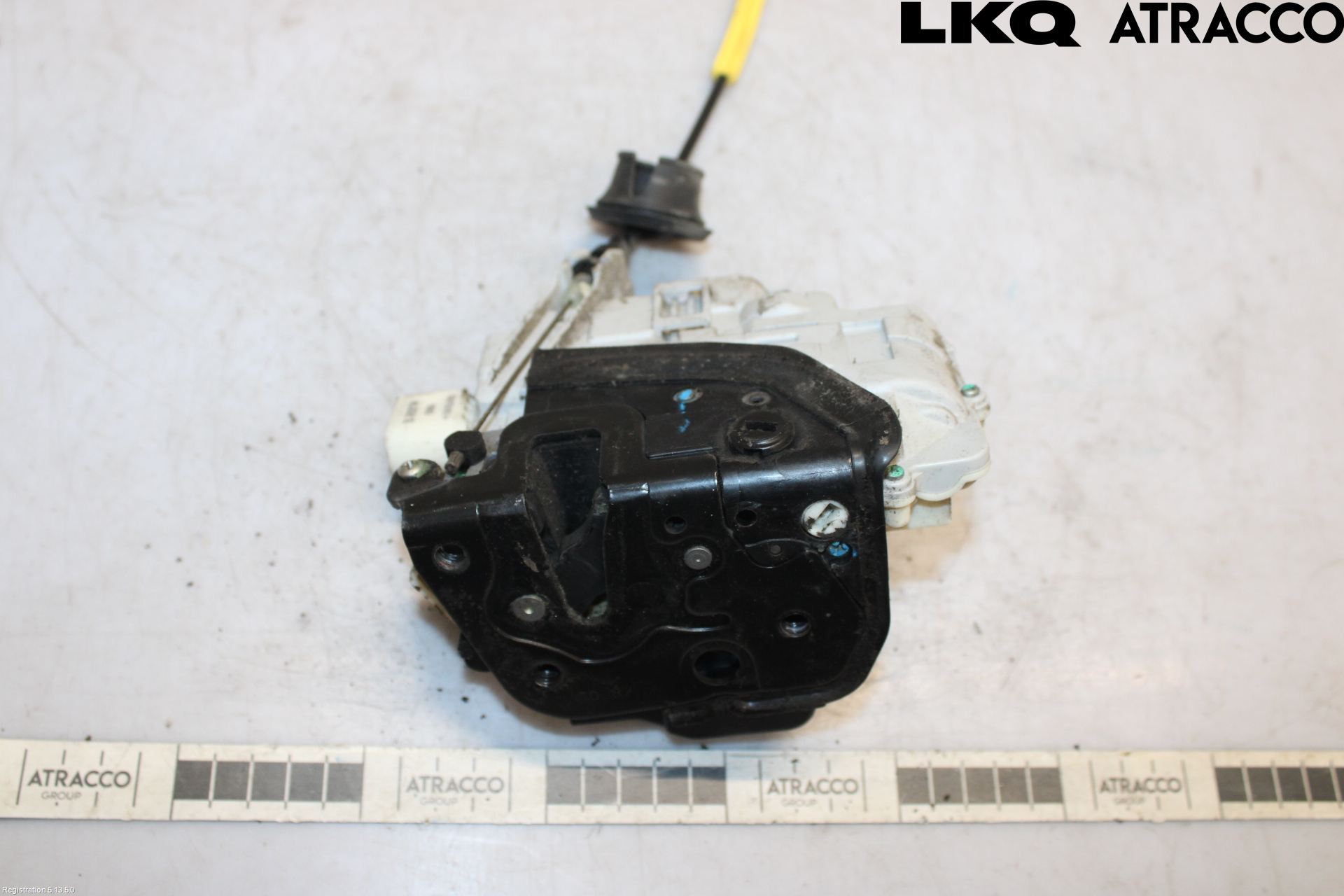 Audi A6/S6     05-11 Låskista-Dörrlås