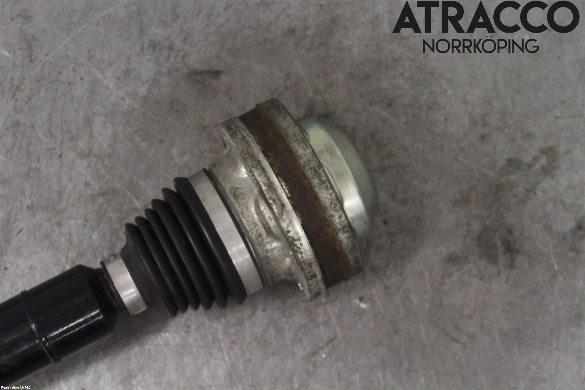 Skoda SUPERB 09-15 Drivaxel Fram Höger