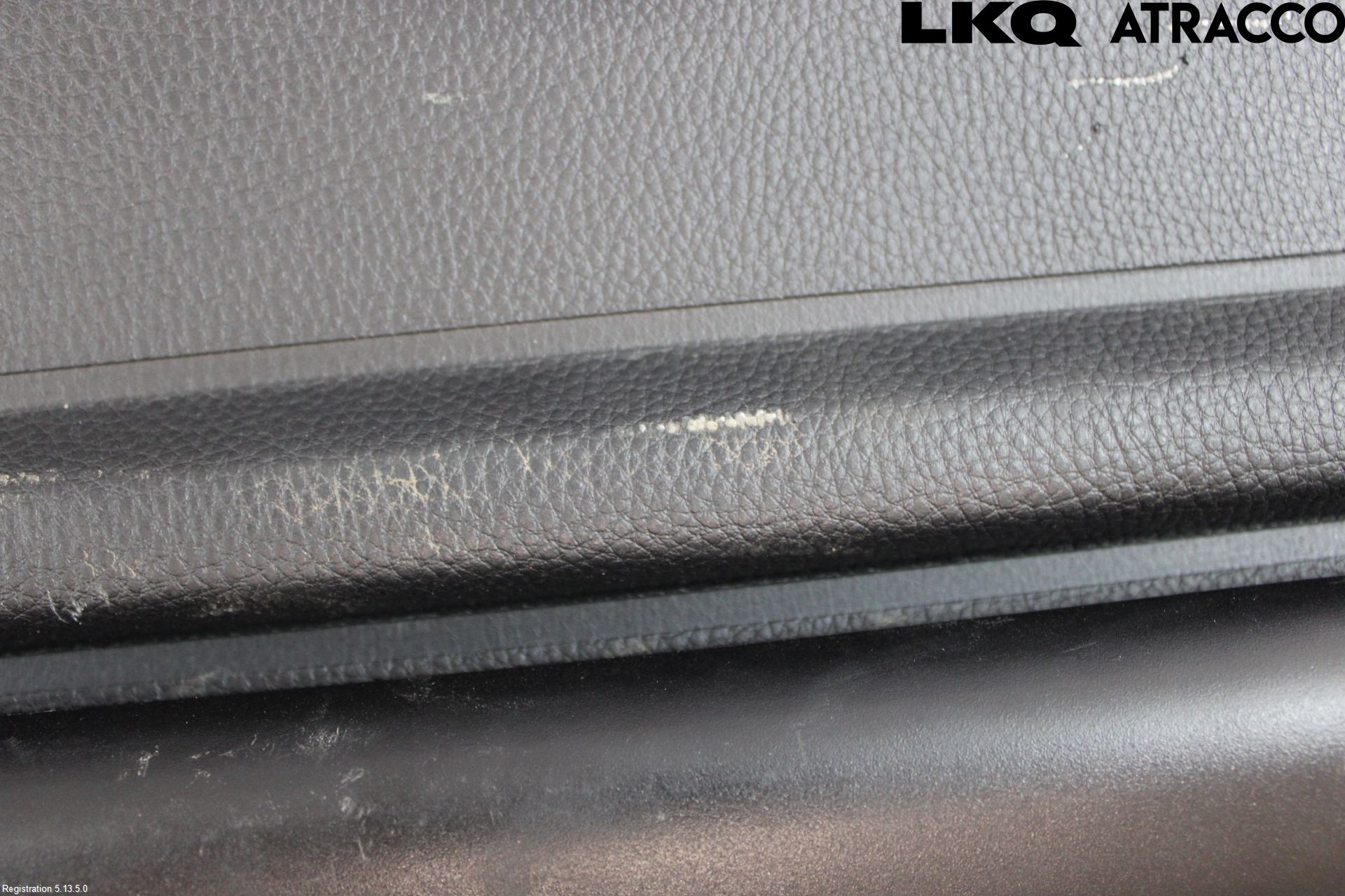 Volkswagen VW GOLF / E-GOLF VII 13-20 Insynskydd