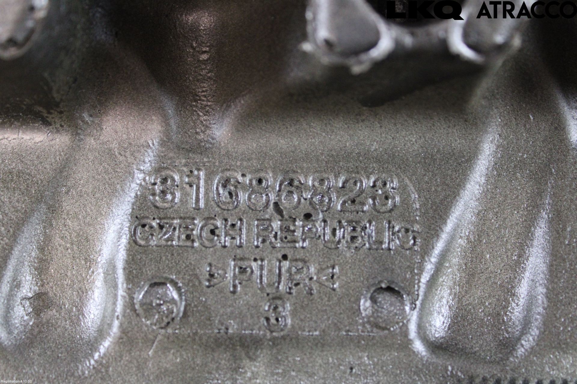 Volvo V90 17->> Motorkåpa