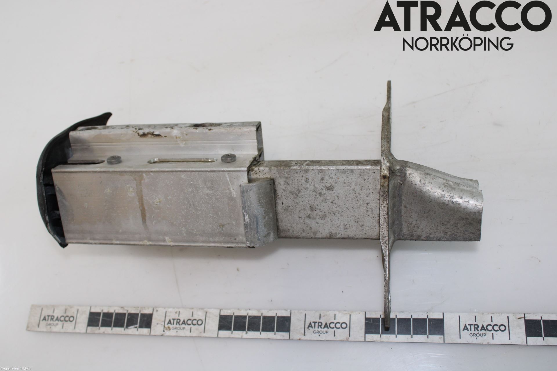 Audi A4/S4 99B-00 Stötfångarbärjärn Bak