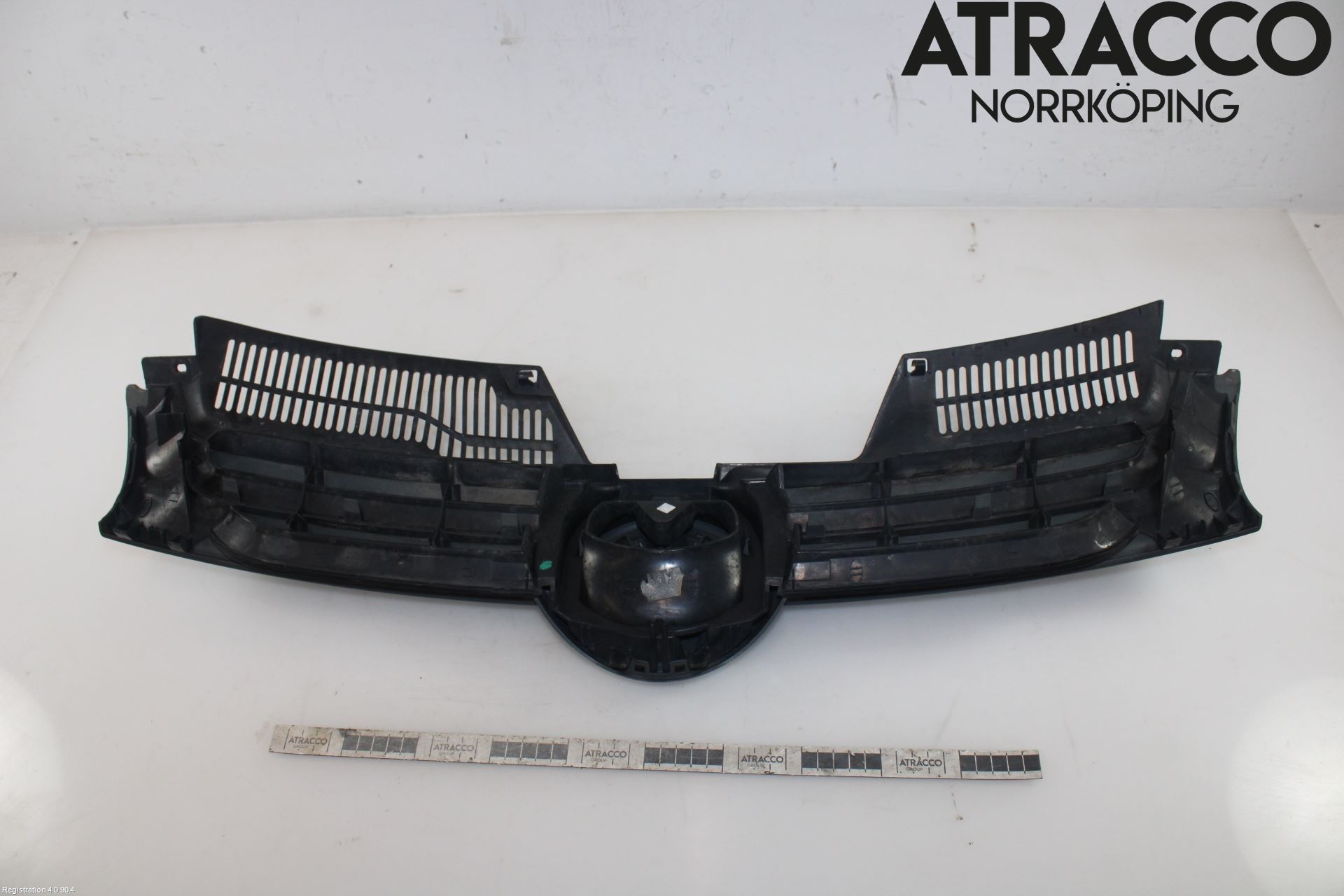 Volkswagen VW GOLF V 04-09 Grill Komp